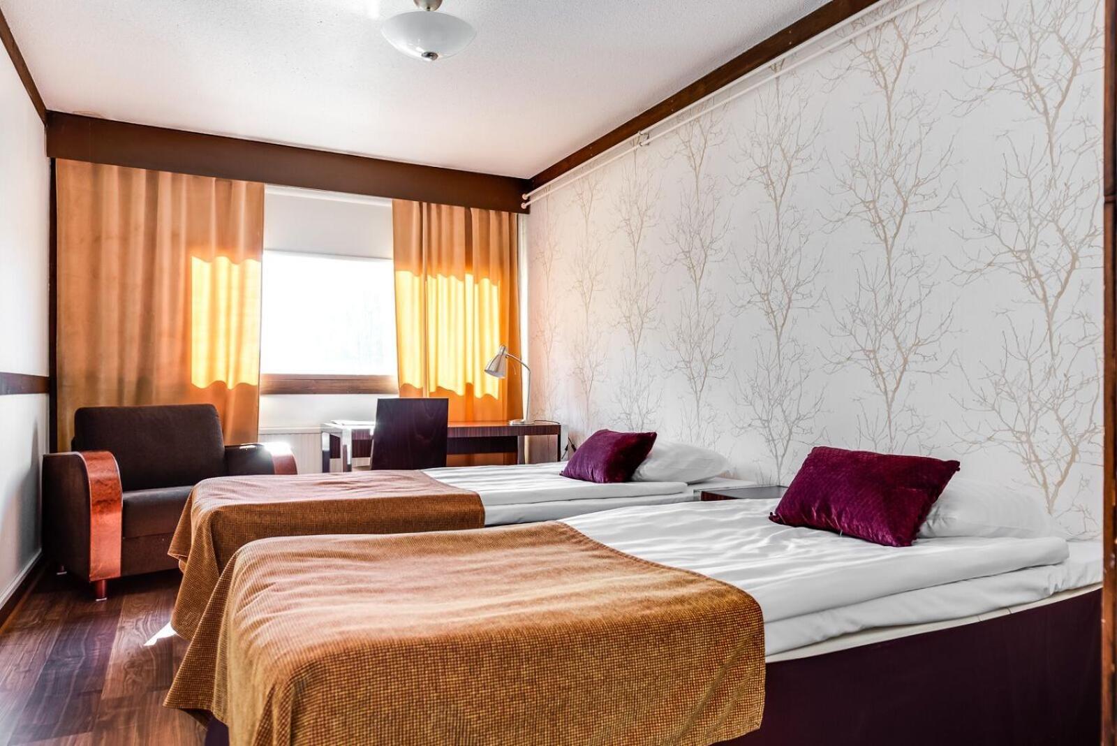 Standard Double or Twin Room - Photo 2