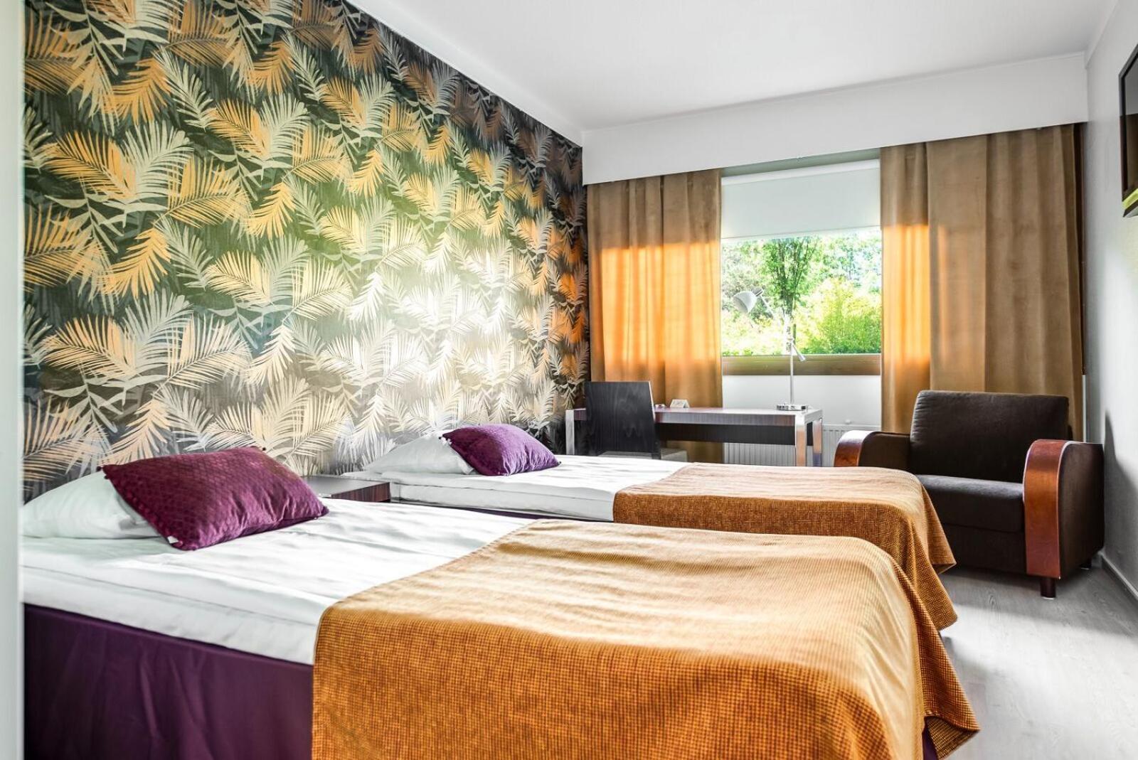 Economy Twin Room - Photo 1