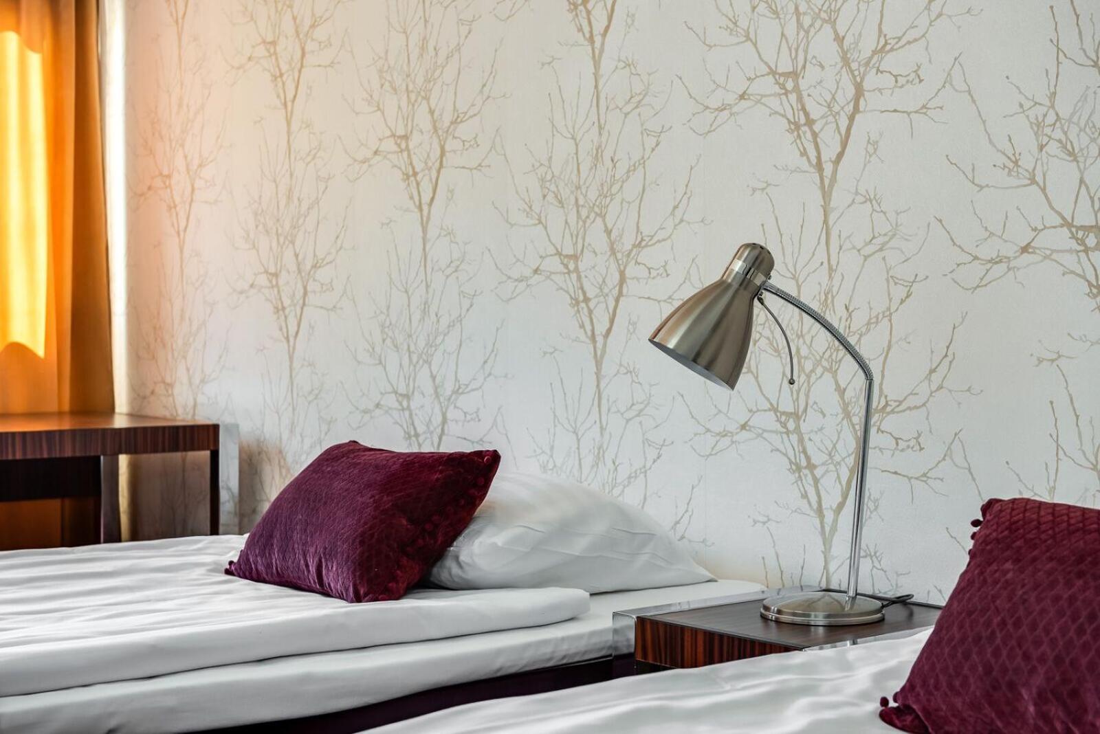 Standard Double or Twin Room - Photo 3