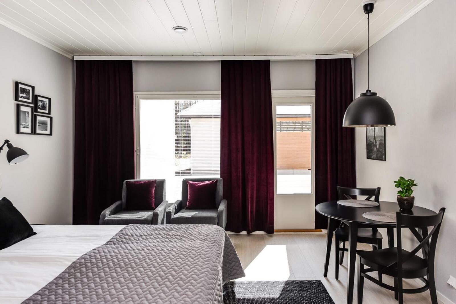 Apartment with Sauna - Photo 12