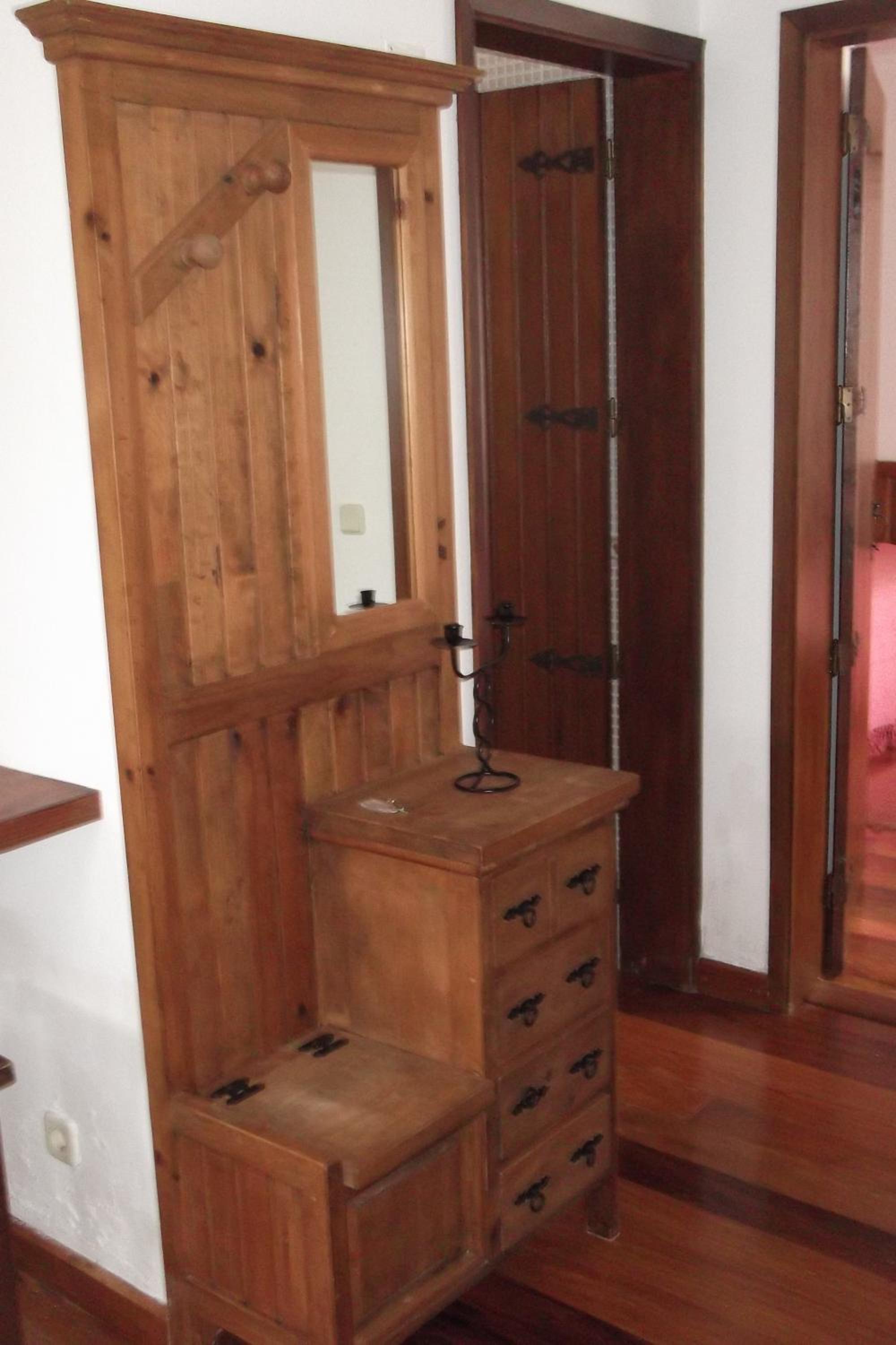 One-Bedroom House - First Floor - Photo 11