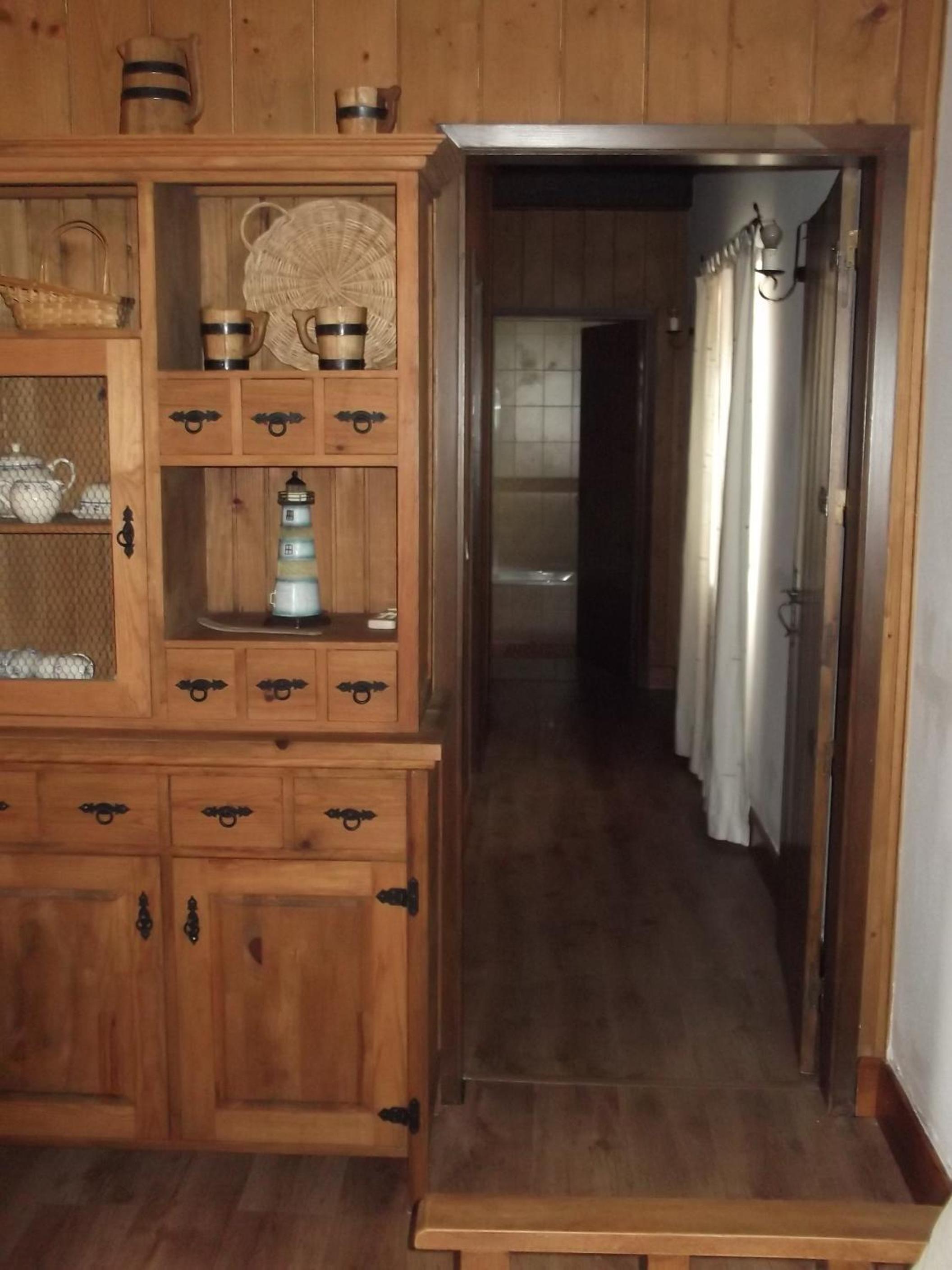 Two-Bedroom House - Photo 9