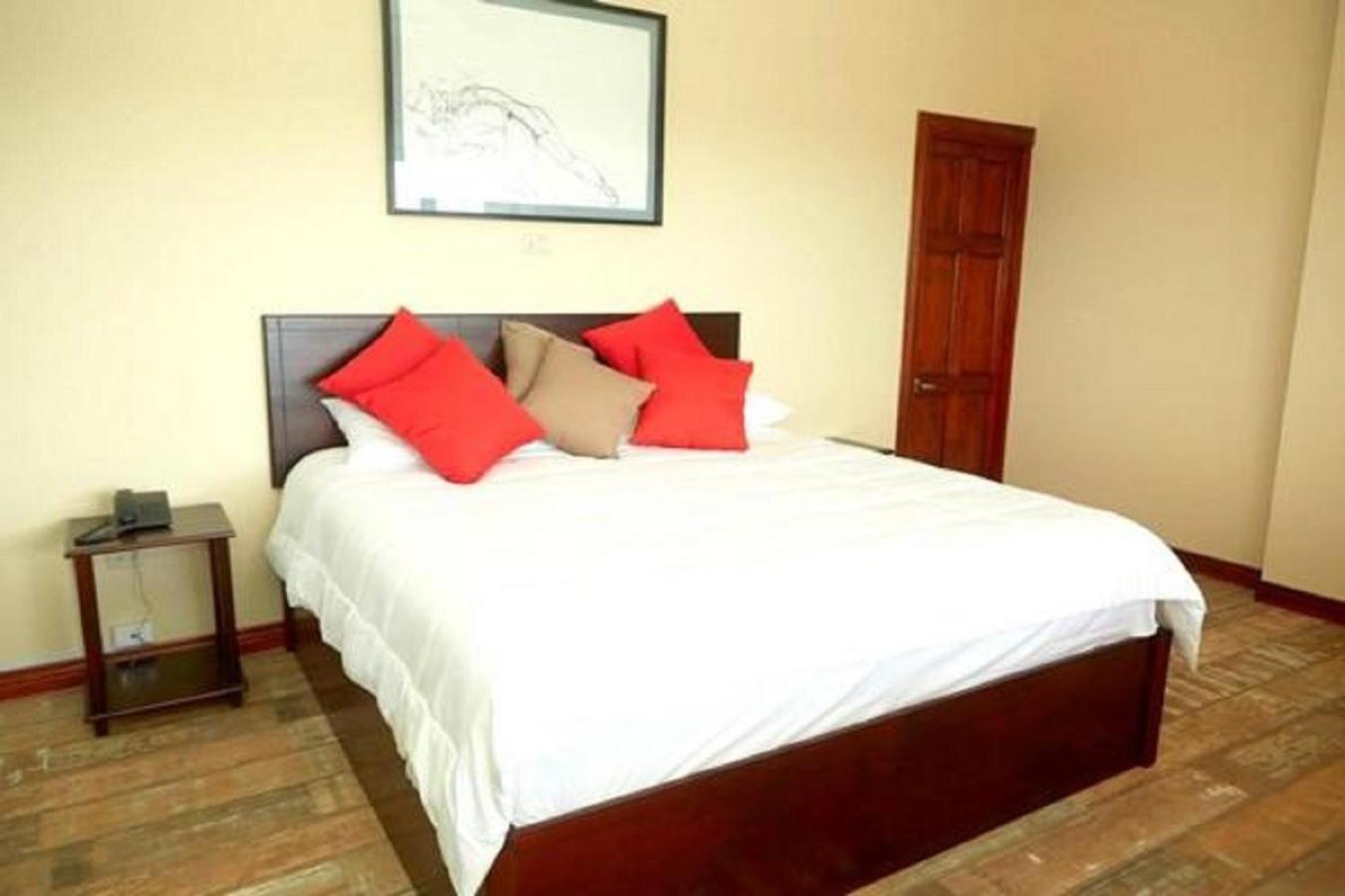 Junior Suite with Balcony photo 3