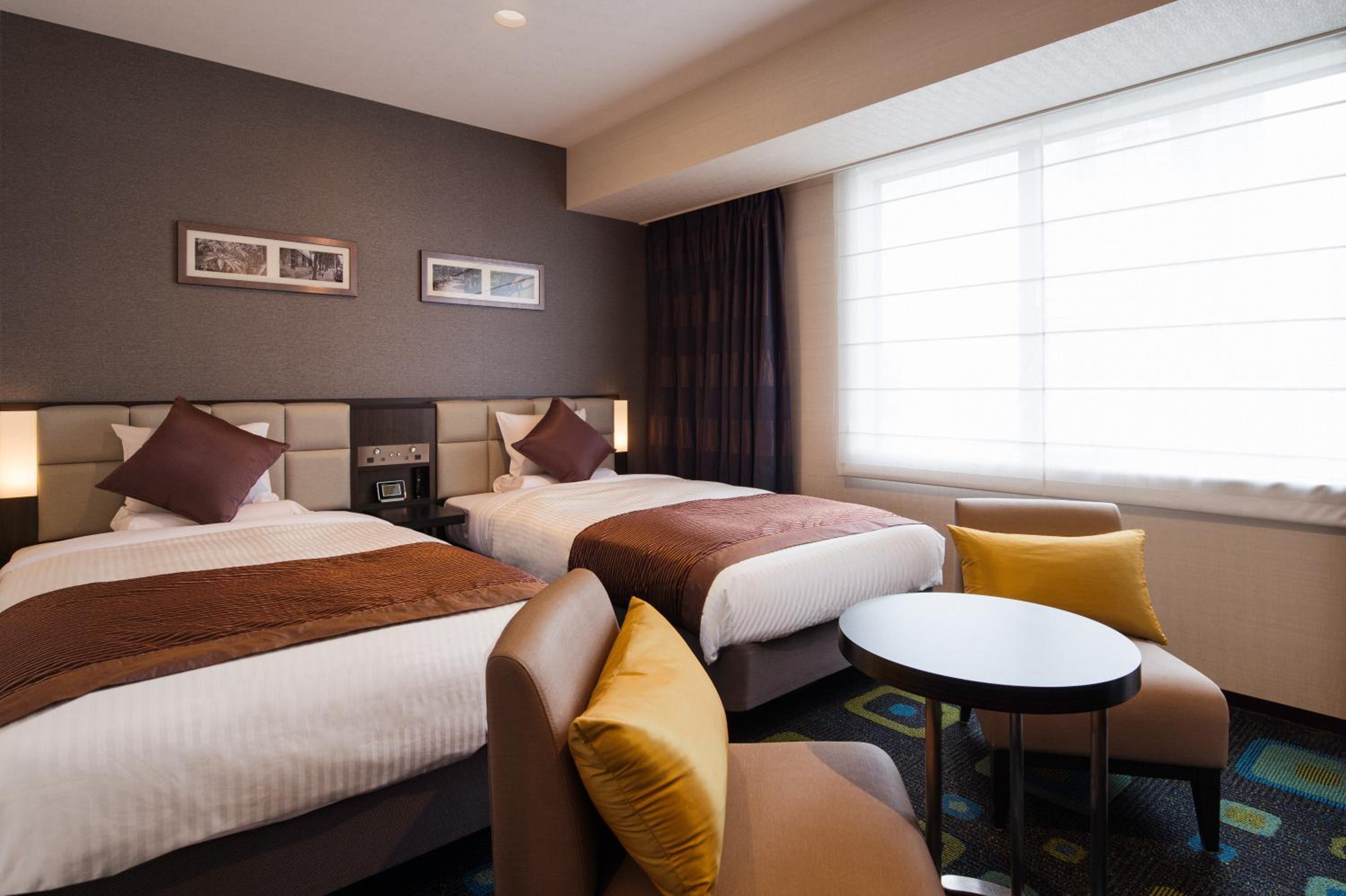 Superior Twin Room - Non Smoking - House Keeping is Optional with Additional Cost 2 beds (43 in×75 in) - Photo 2