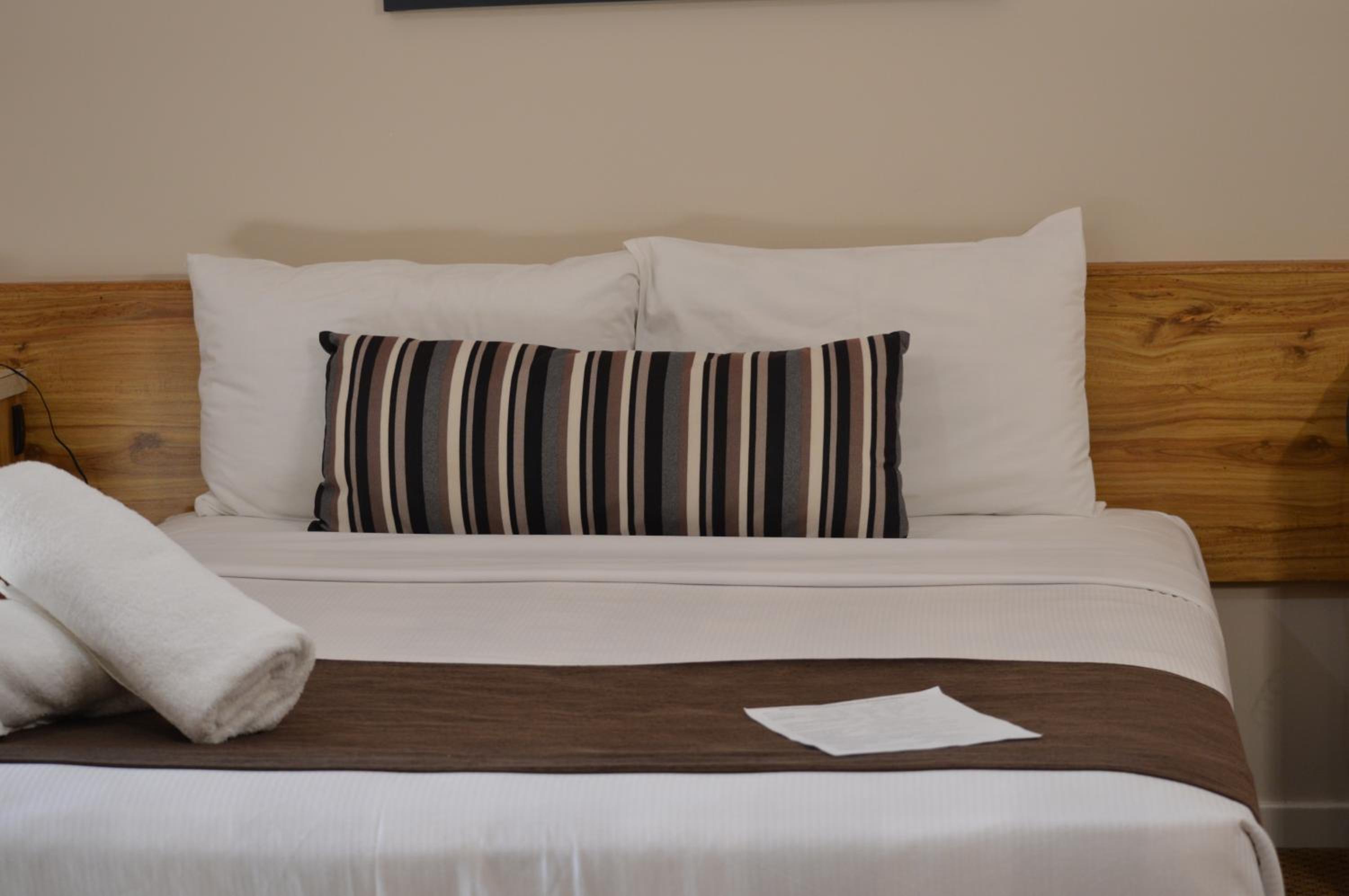 Budget Double Room photo 2