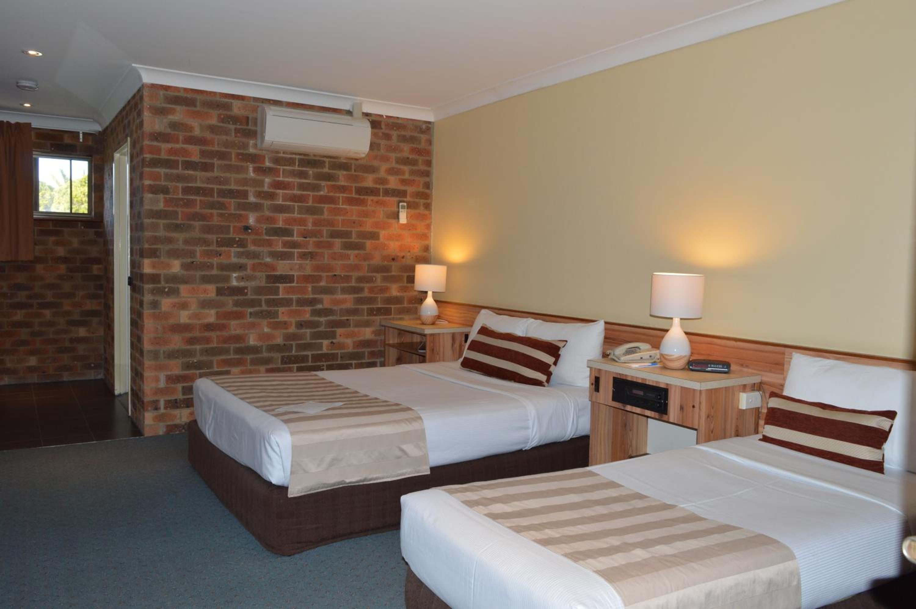 Deluxe Twin Room - Photo 6