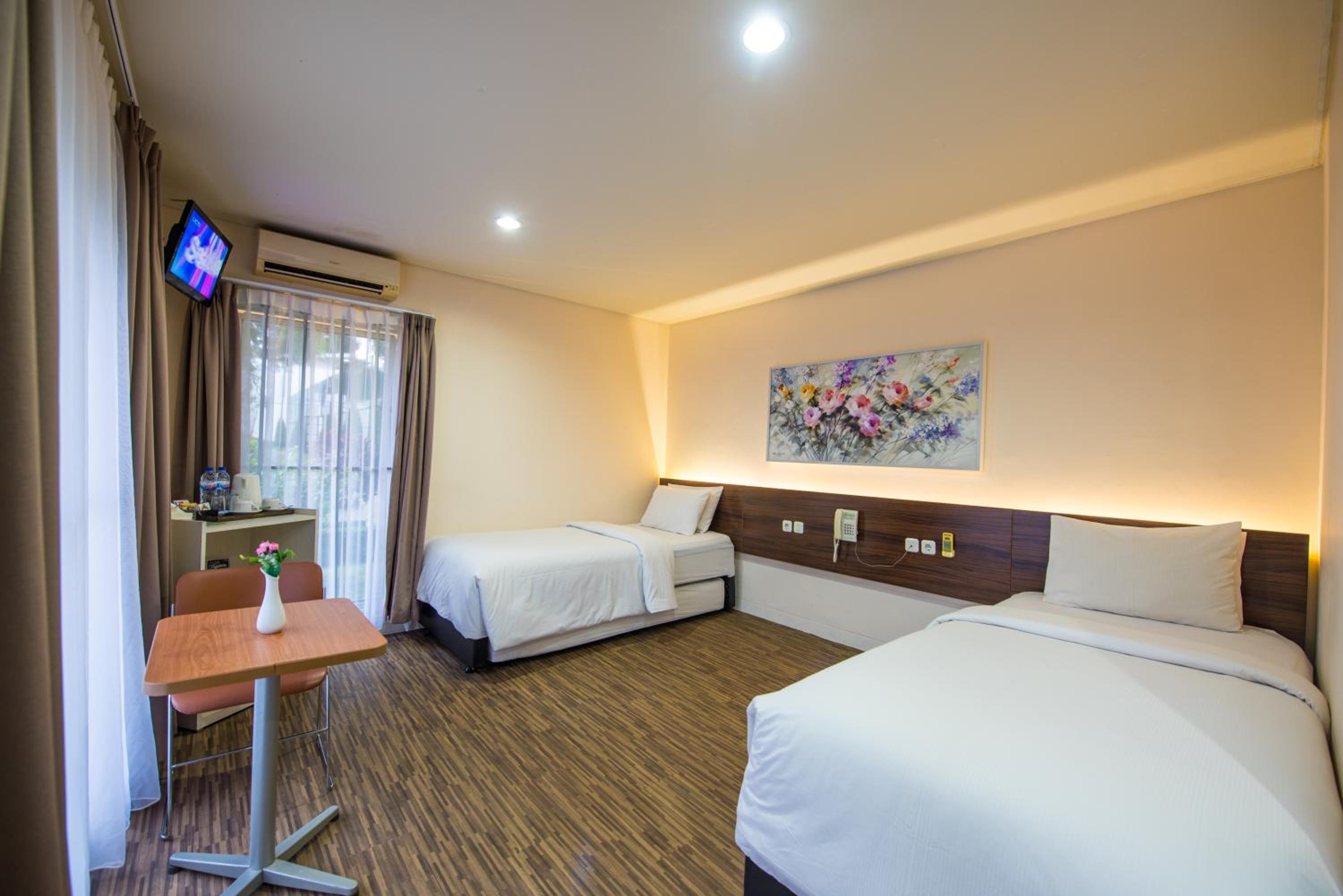 Superior Double or Twin Room photo 2