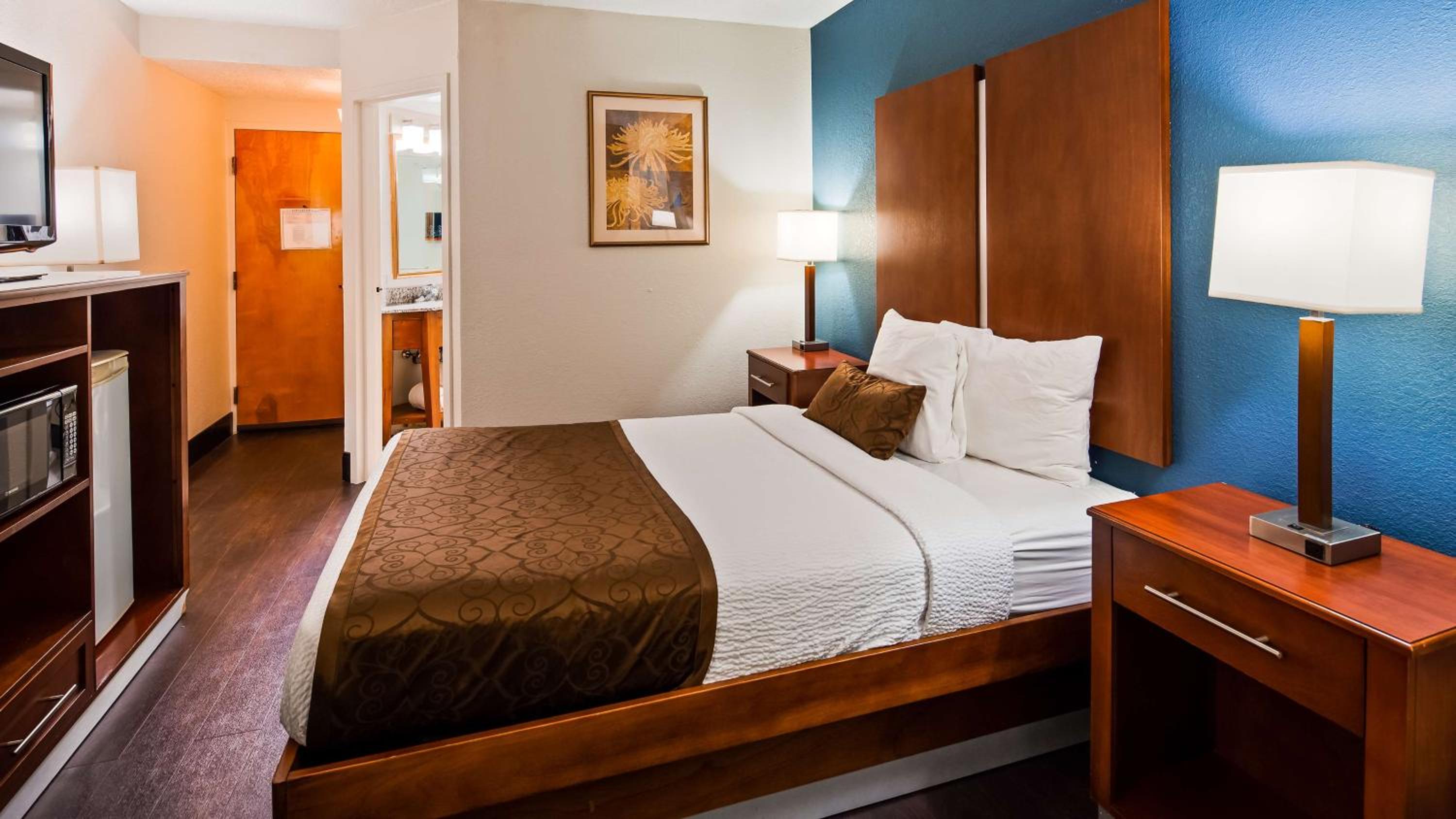King Room Pet Friendly - Non Smoking - Photo 4