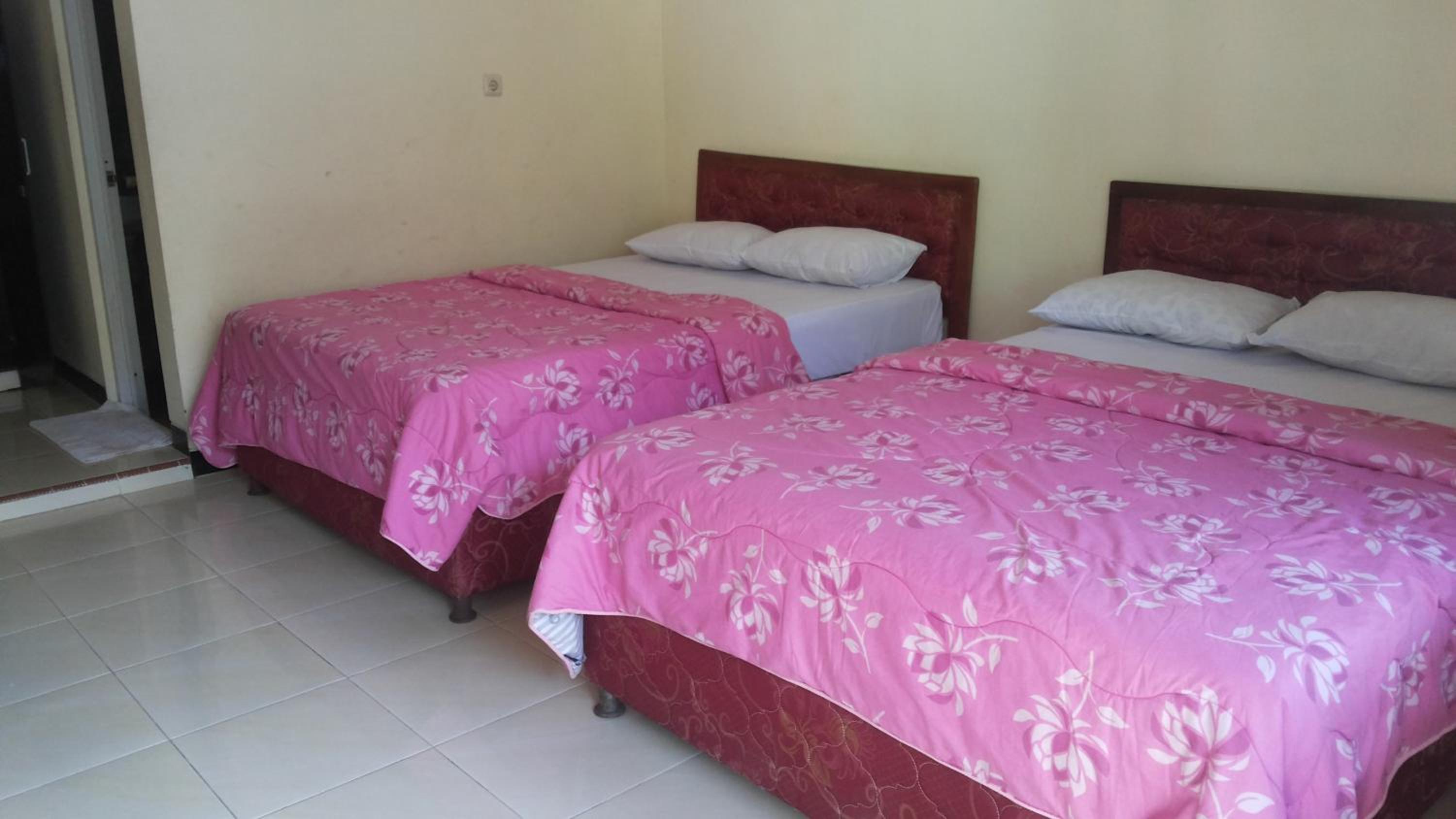 Superior Twin Room photo 2