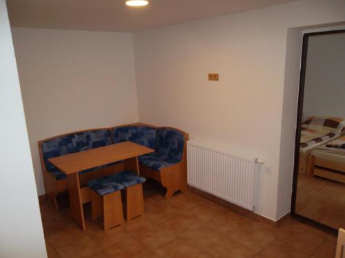 Quadruple Apartment