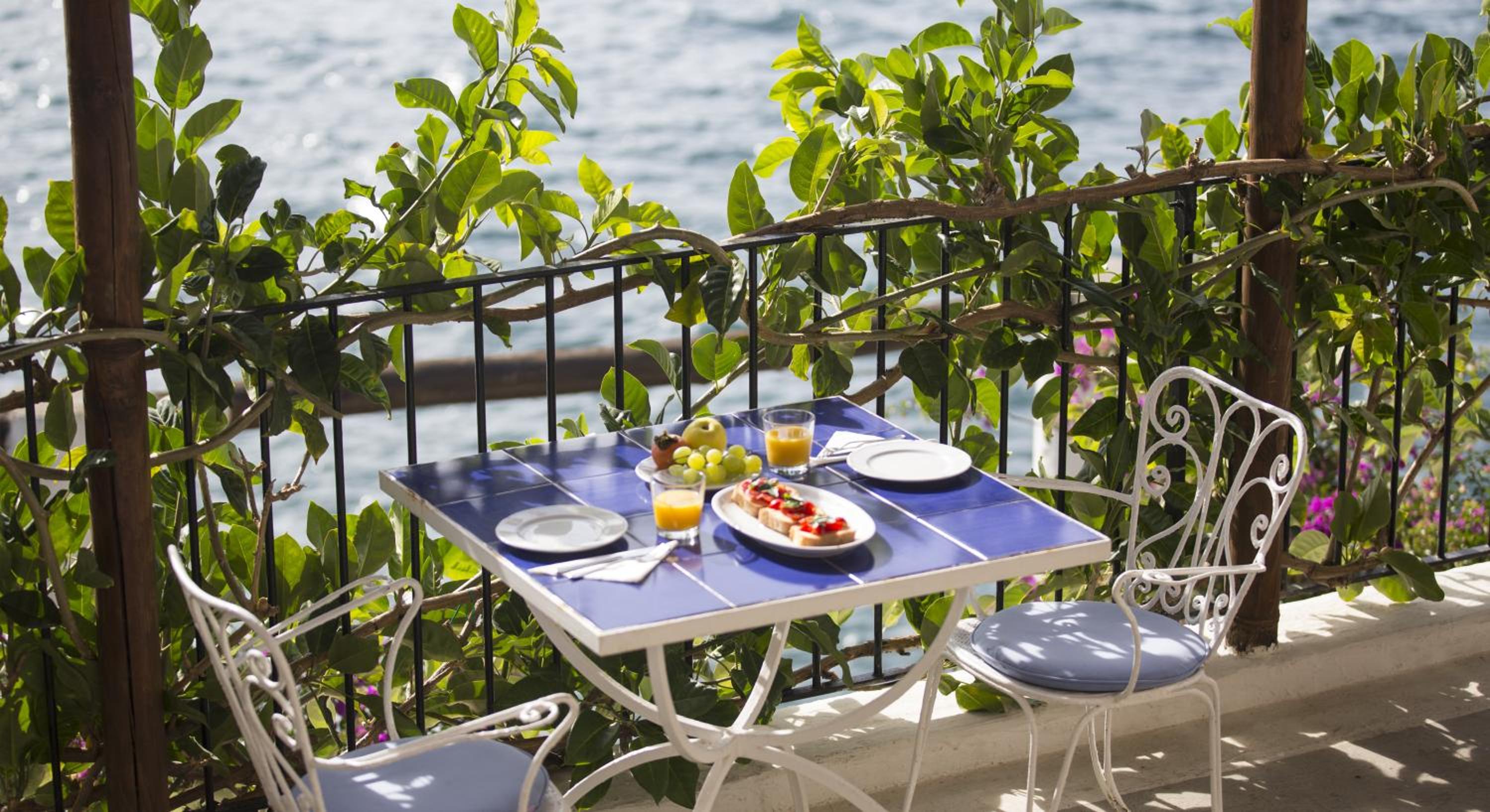 Double Room with Sea View - Photo 14