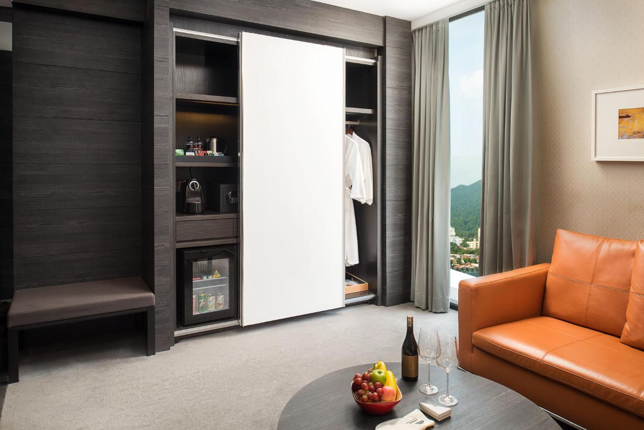 Premier Room