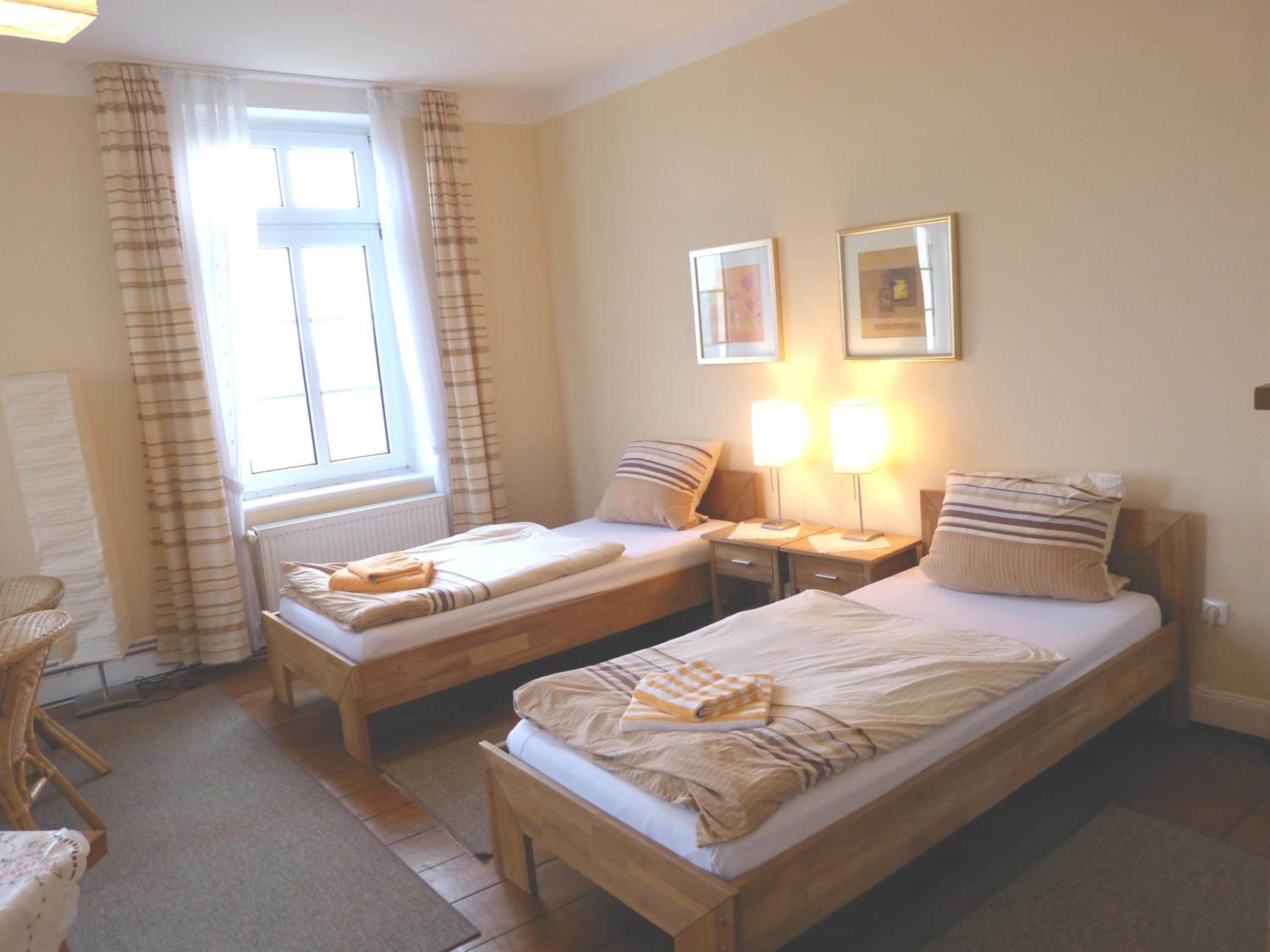Double Room - Photo 5