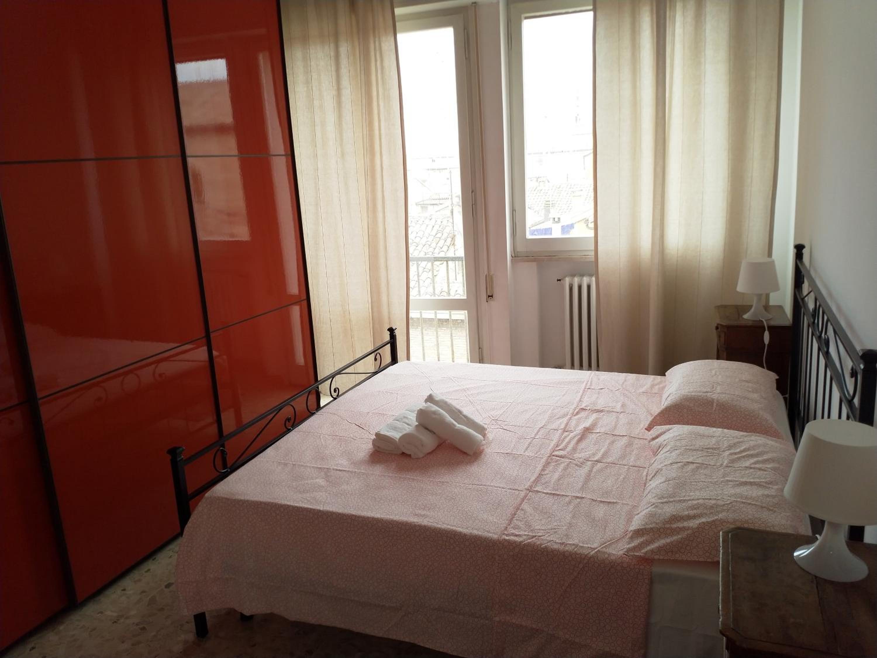 Apartment photo 1