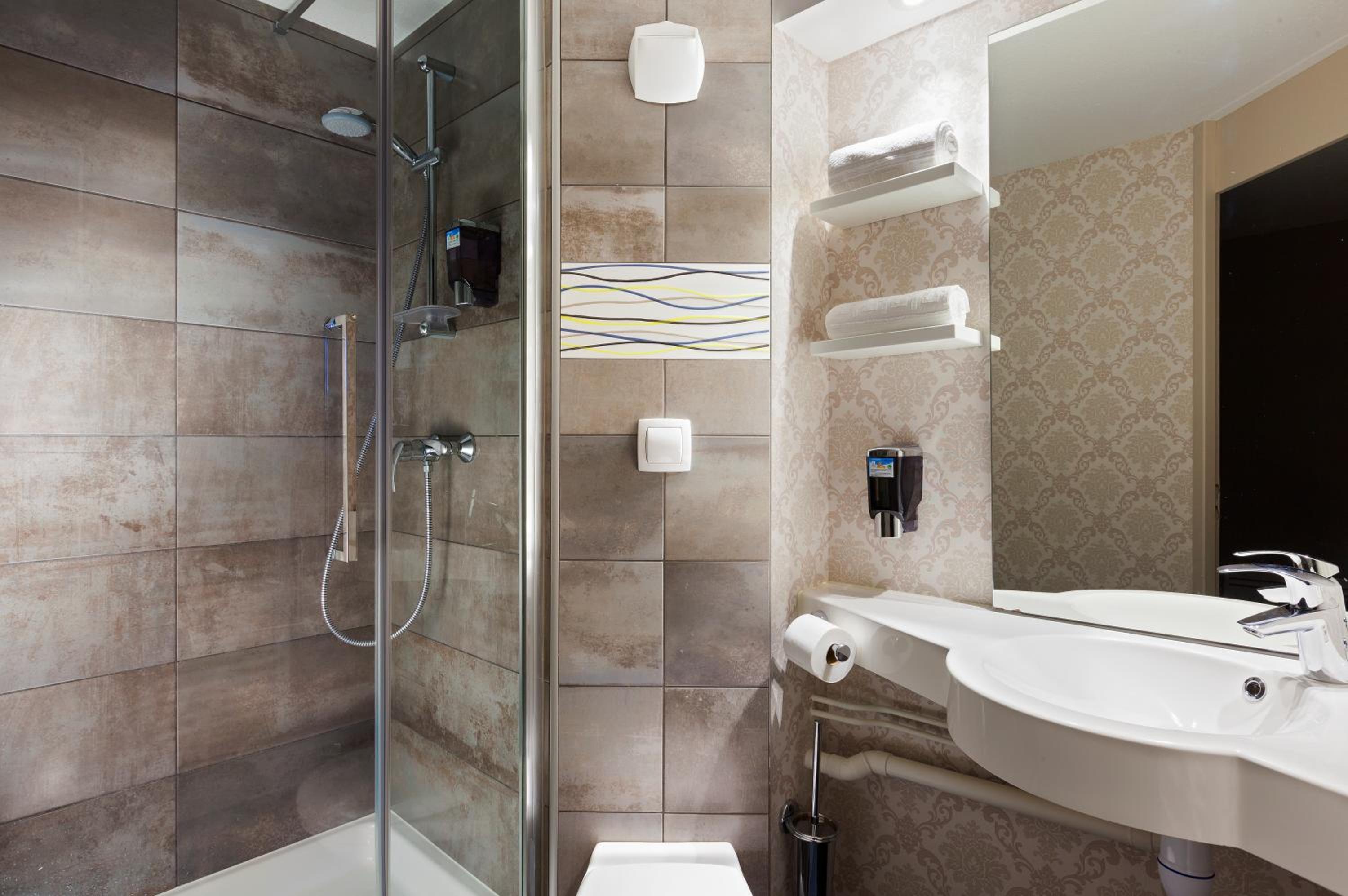 Comfort Triple Room - Photo 4