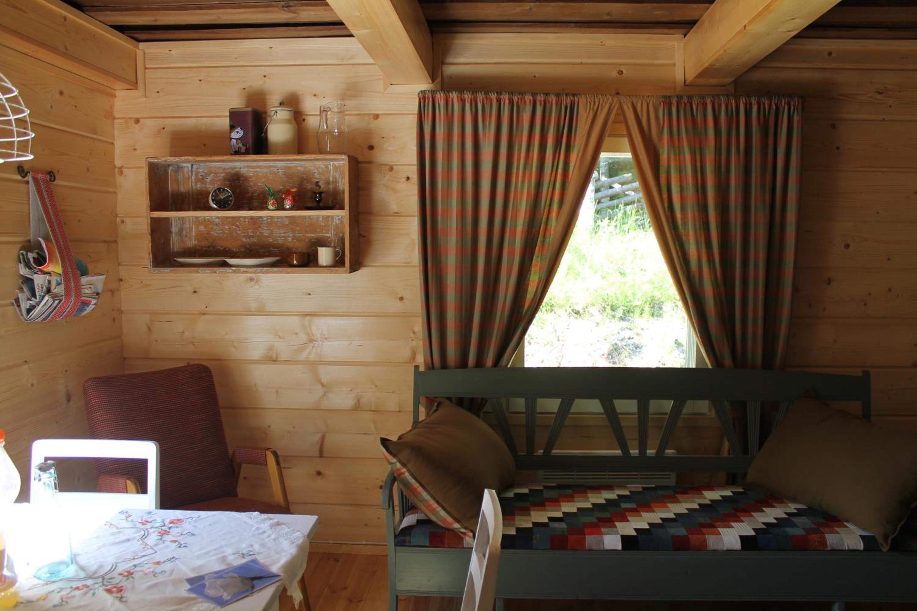 One-Bedroom Cottage - Photo 10