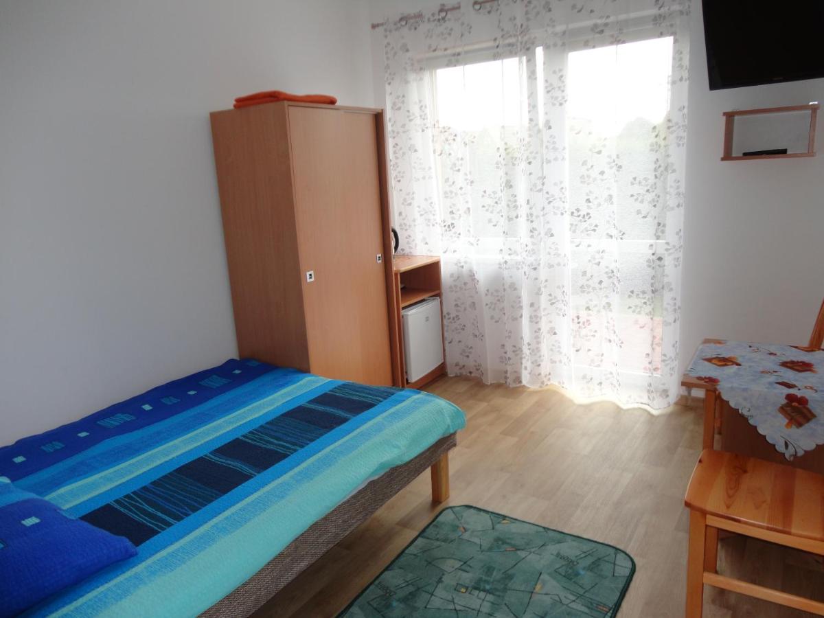 Double Room with Private Bathroom photo 1