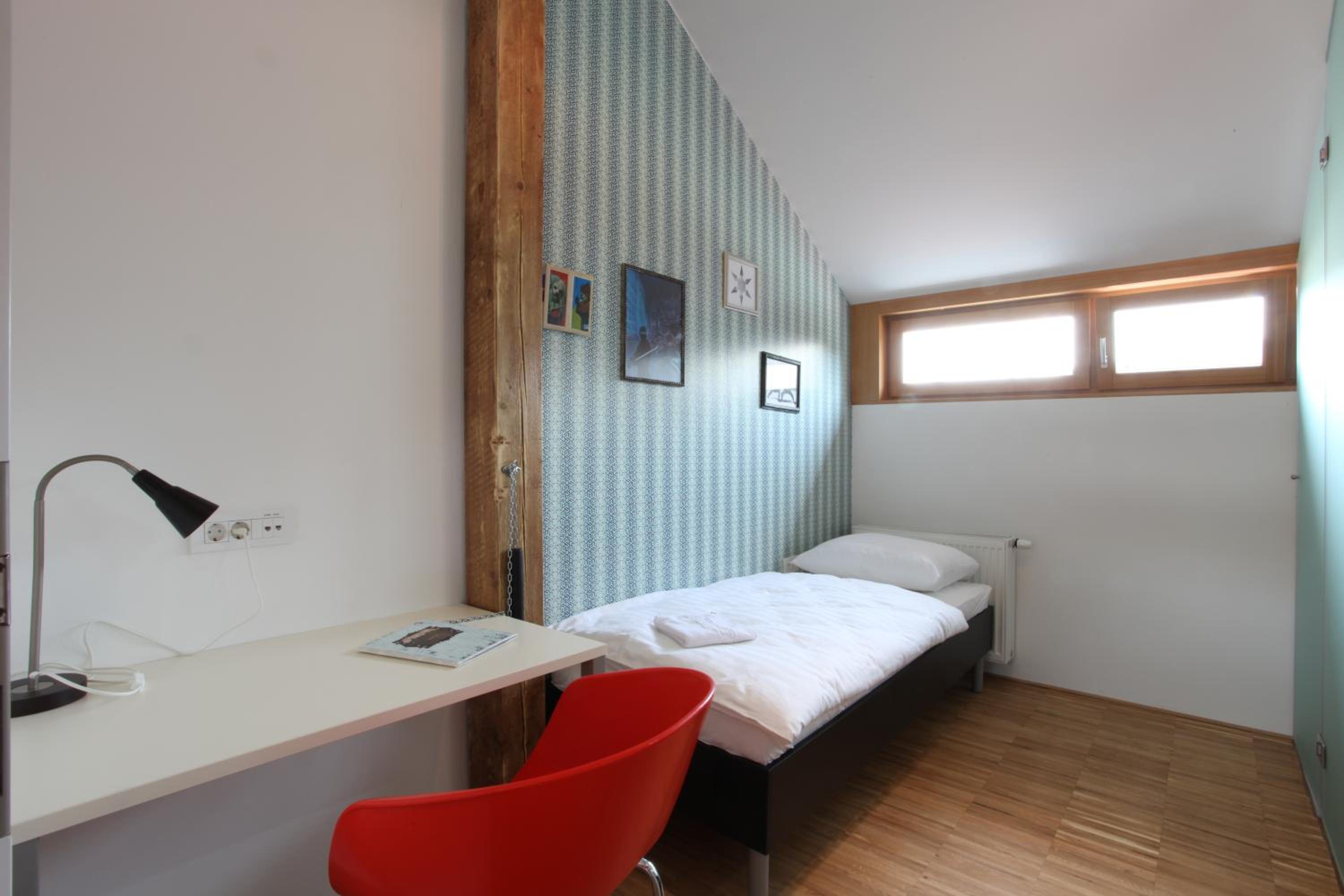 Standard Single Room with Shower photo 2