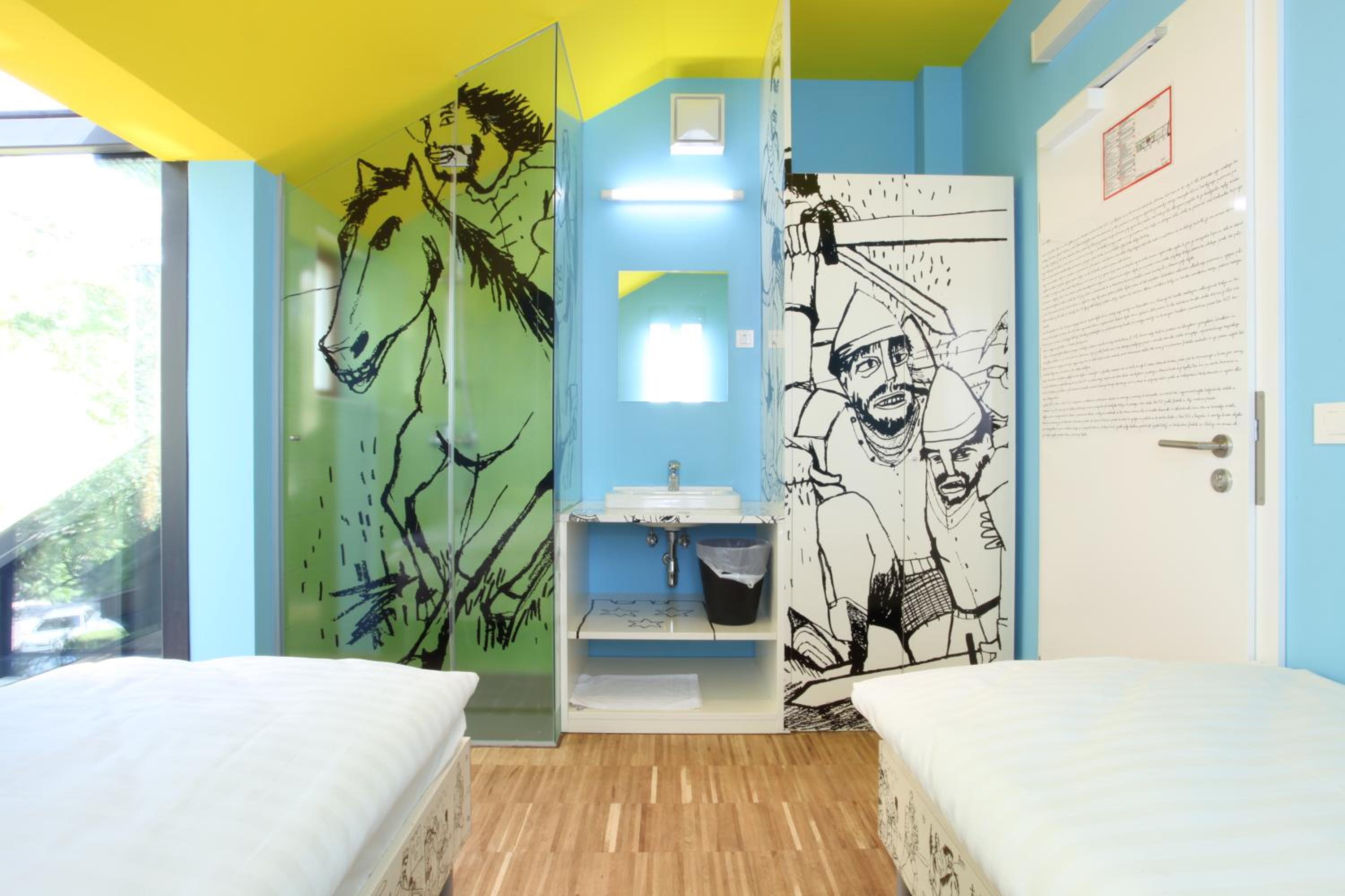 Standard Twin Room with Shower photo 1
