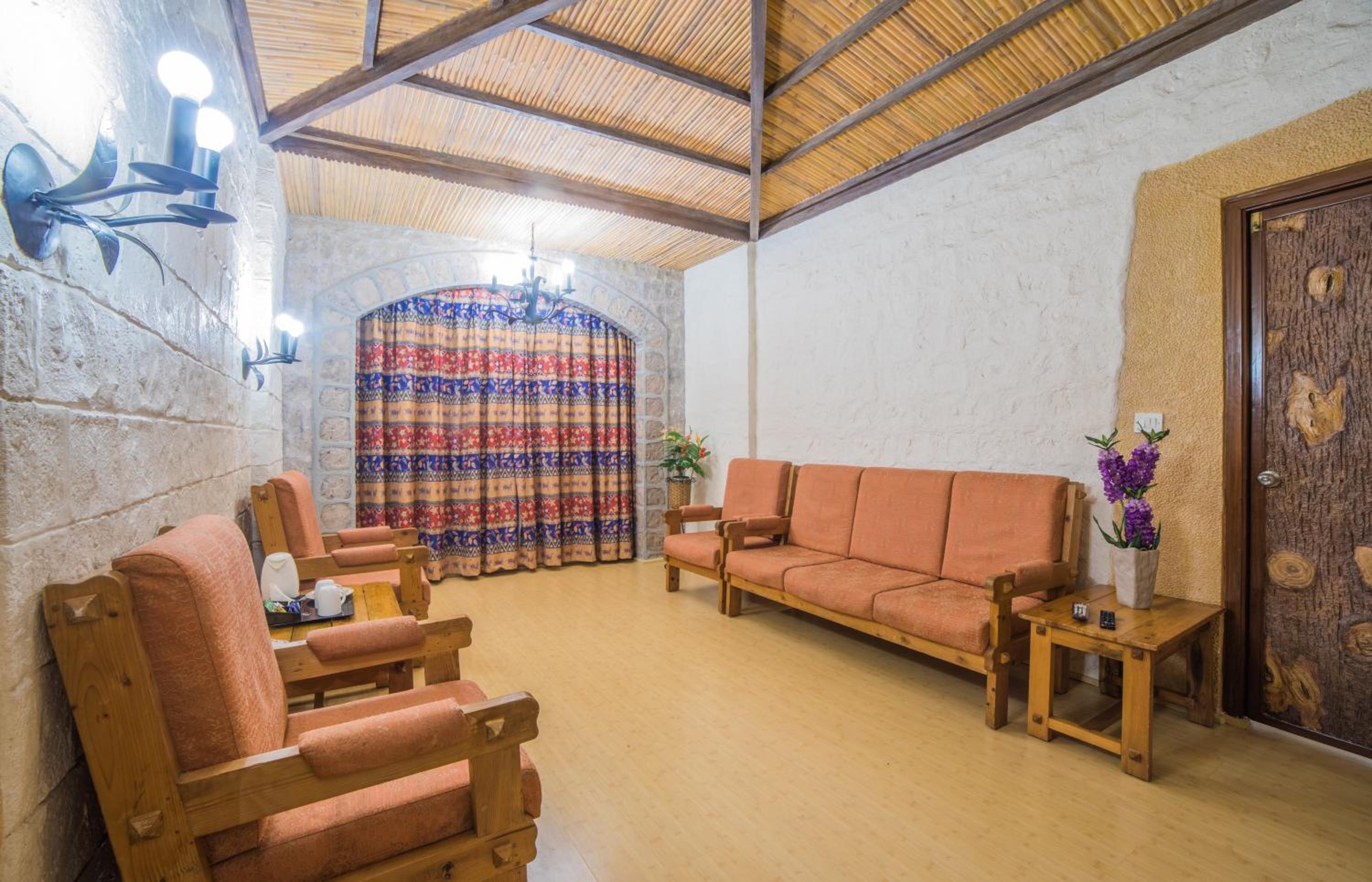 Royal Suite - Photo 11