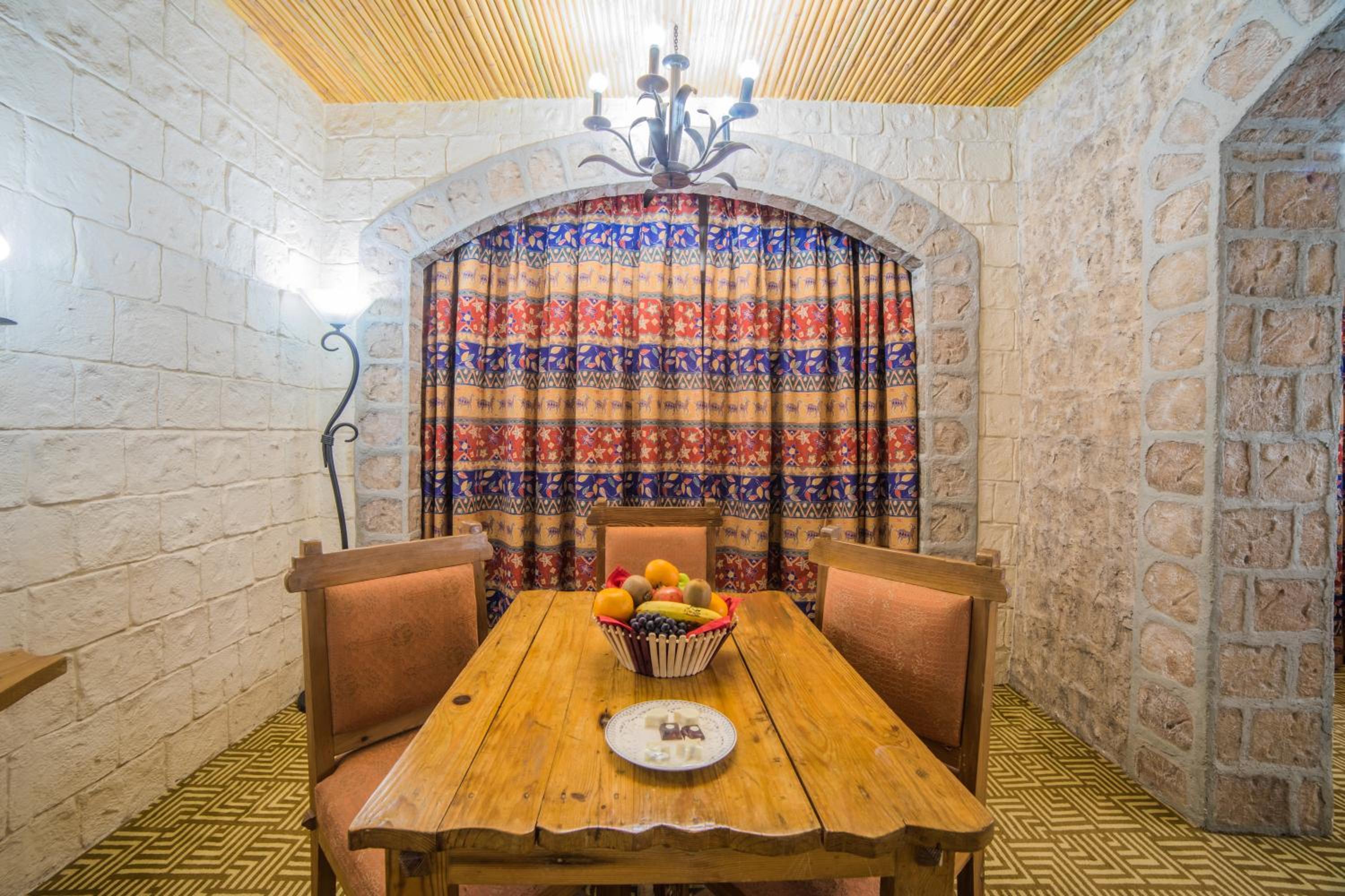 Royal Suite - Photo 9