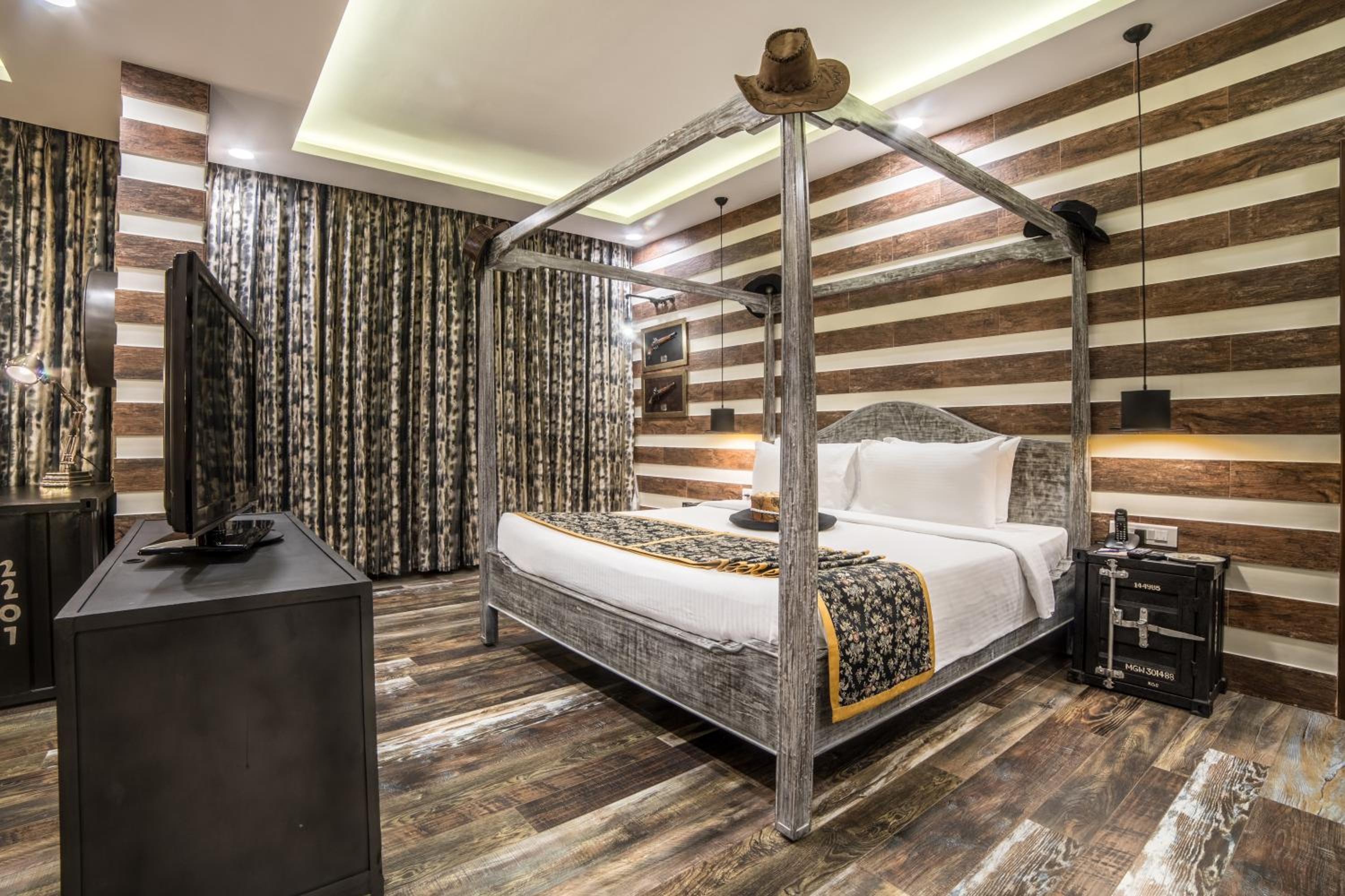 Royal Suite - Photo 23