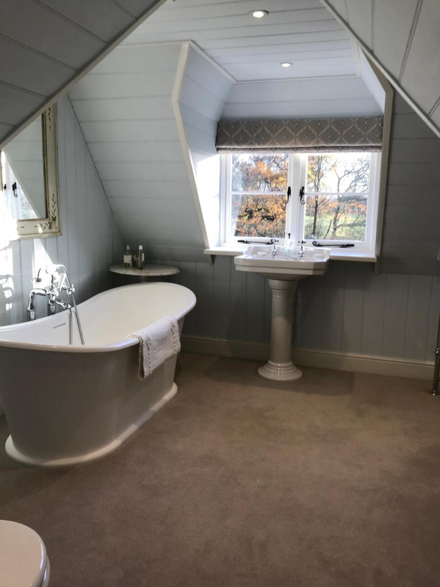 Deluxe Double Room with Bath photo 2
