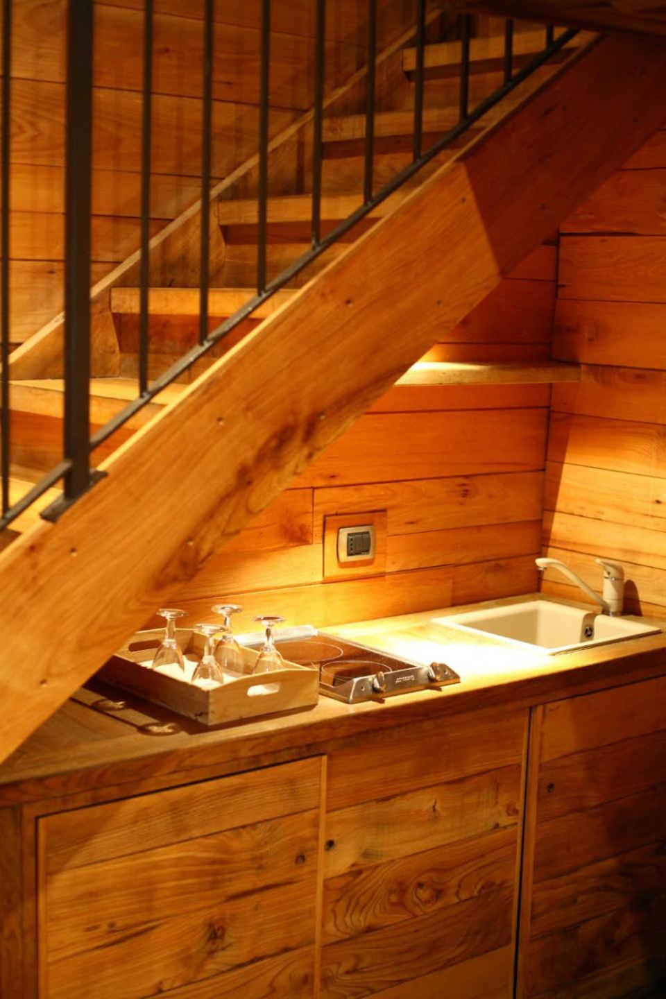 Studio - Split Level - Photo 3
