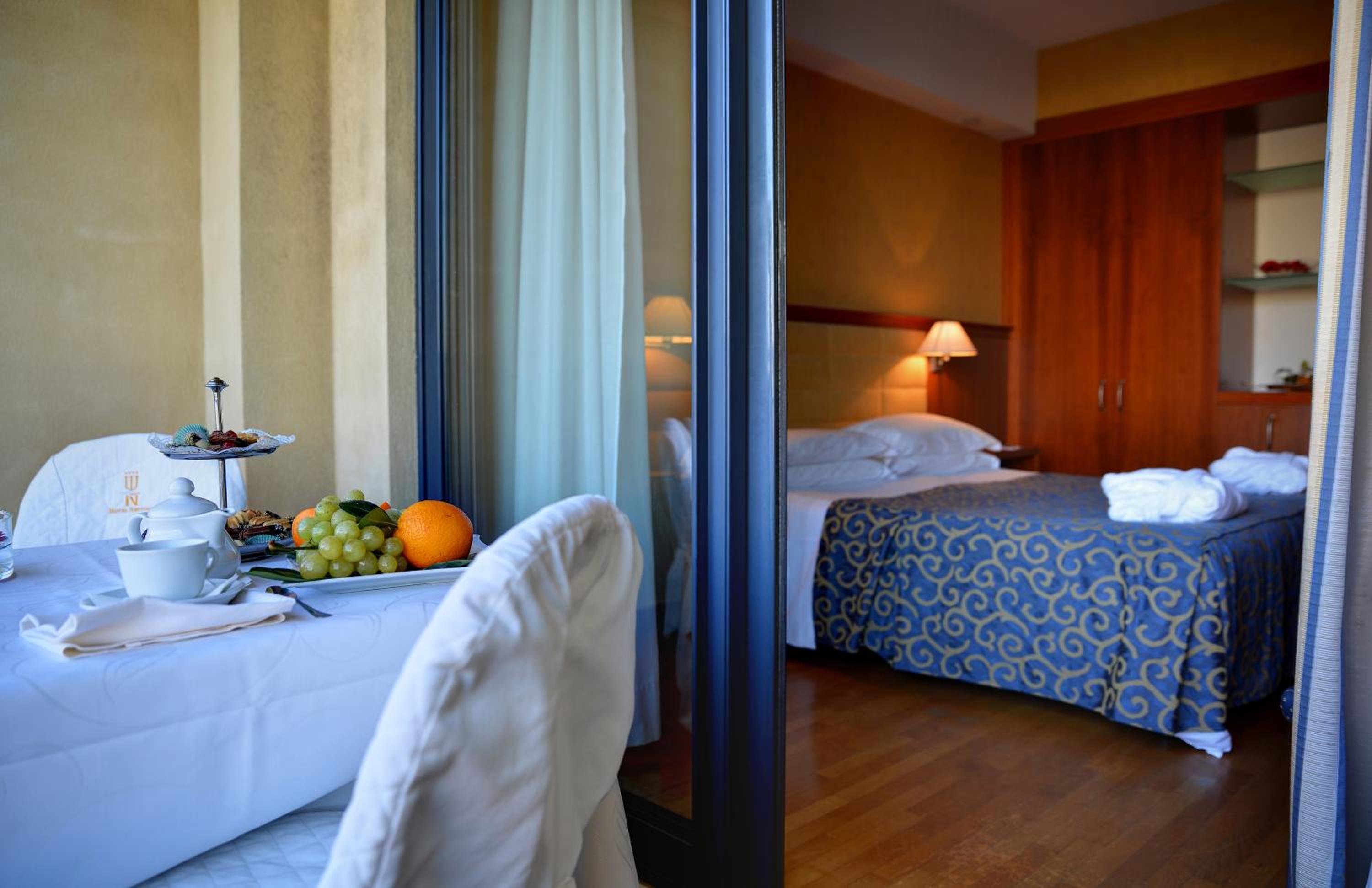 Superior Double or Twin Room with Sea View
