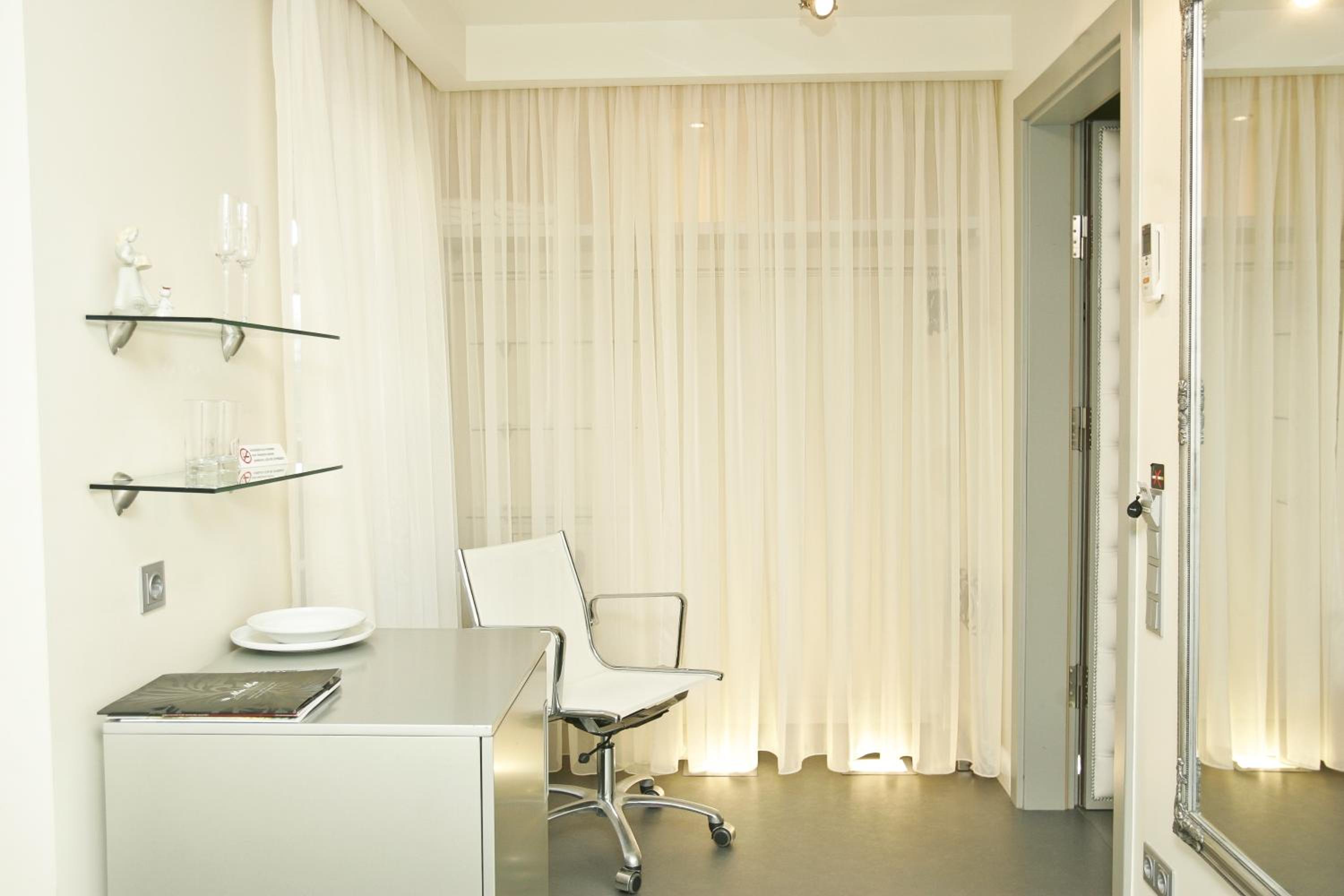 Design Double Room - Photo 8