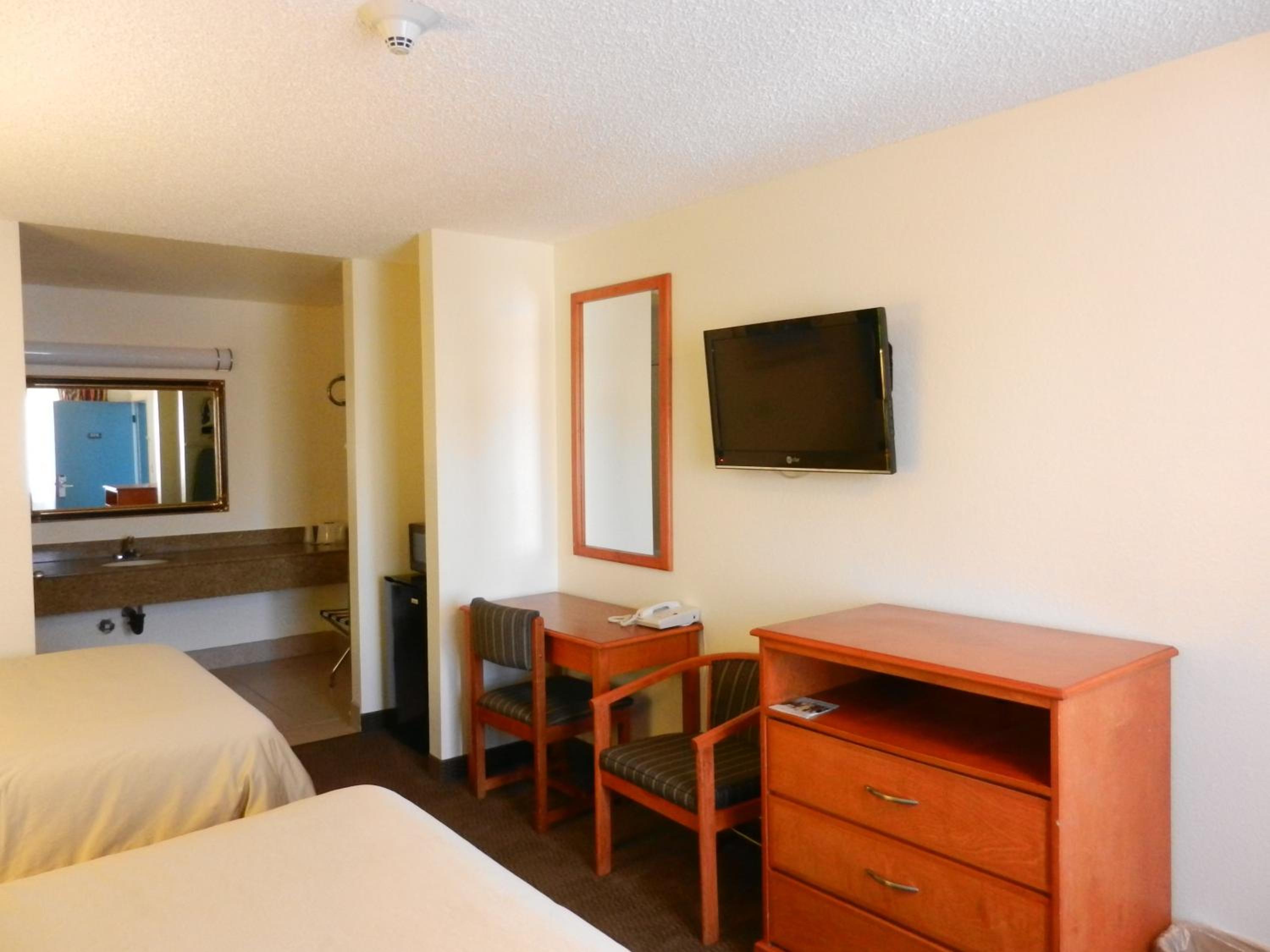 Standard Double Room - Photo 2