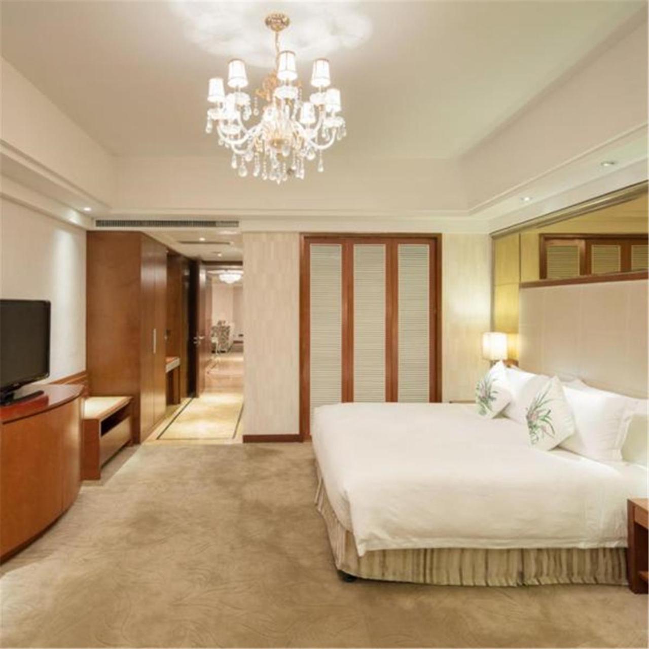 Executive Suite photo 2