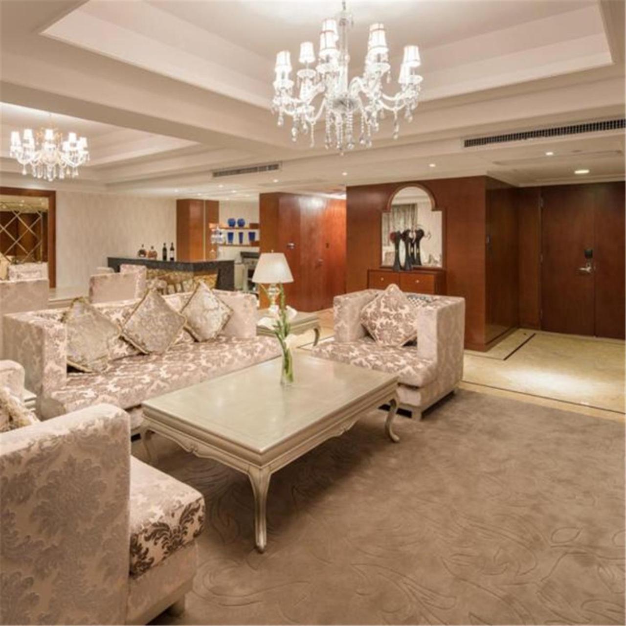 Deluxe Suite photo 3