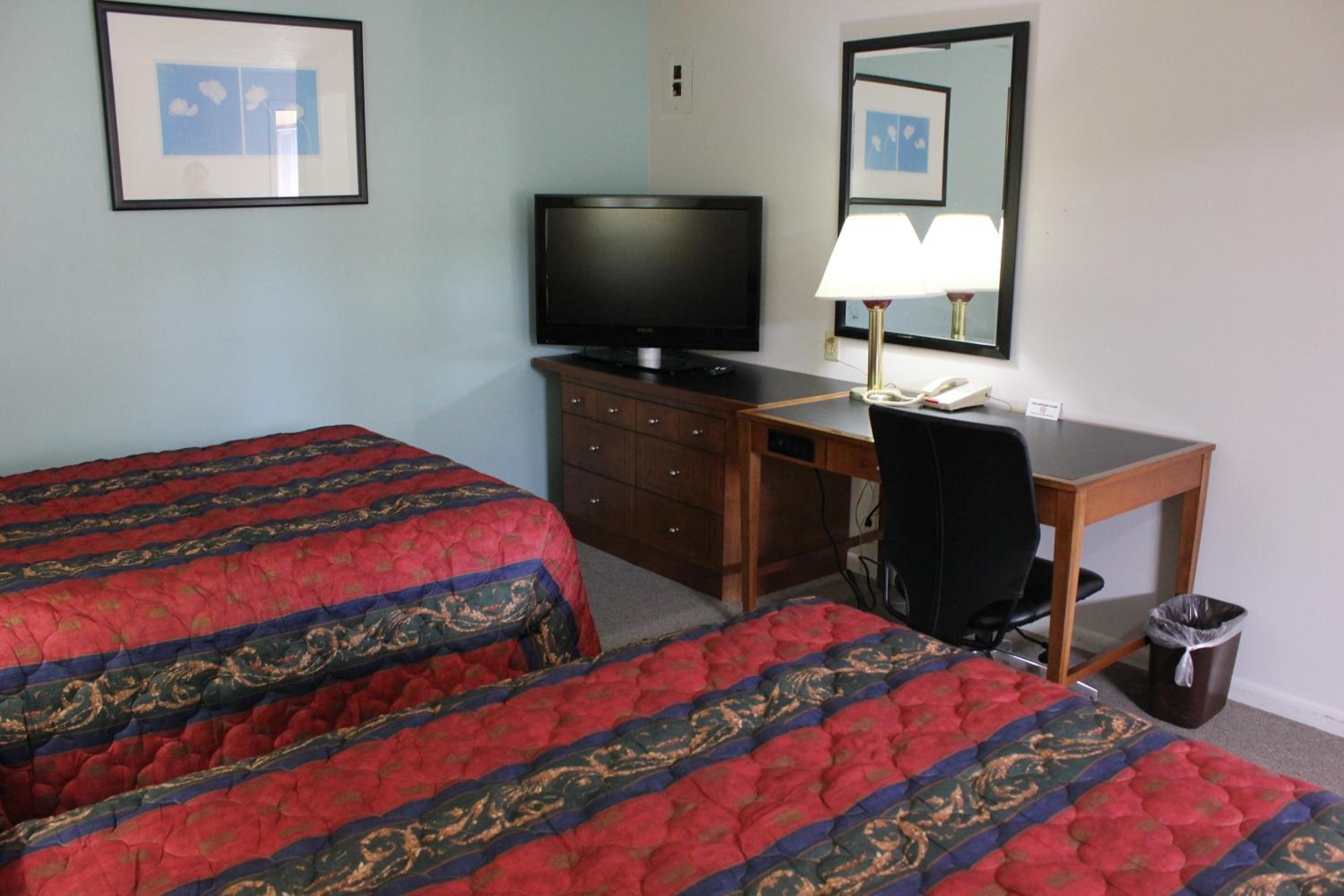 Double Room with Two Double Beds - Non-Smoking photo 1