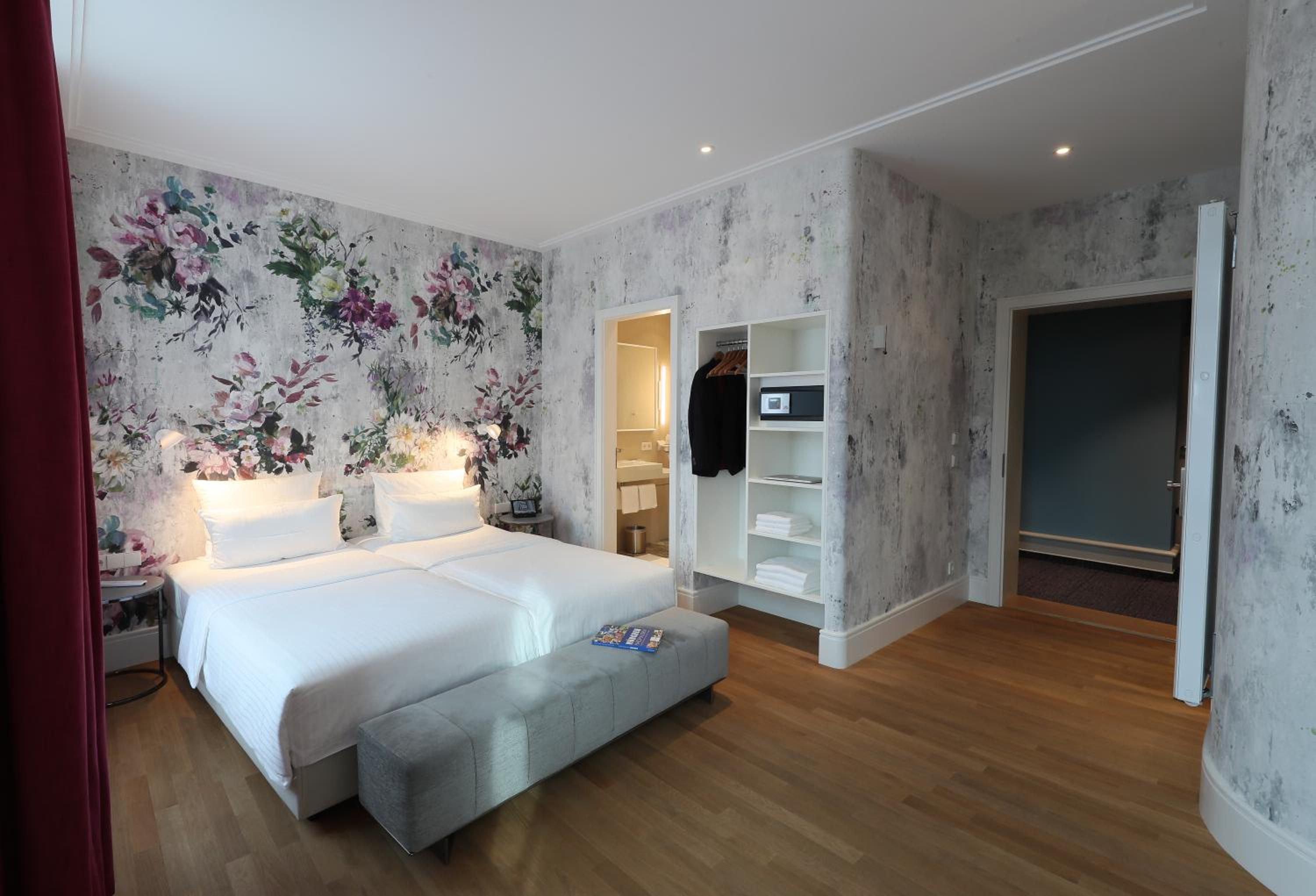 Grand Double Room