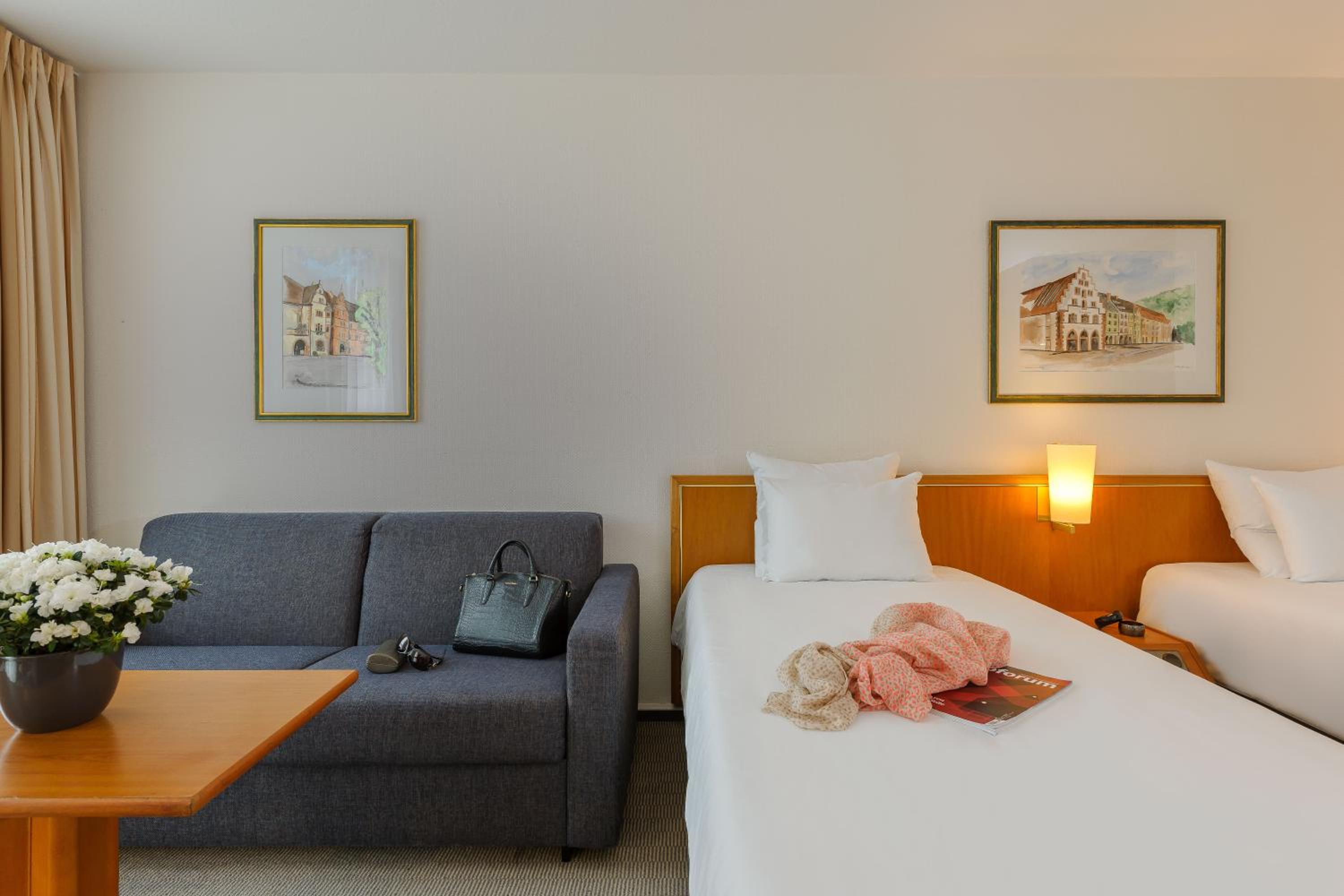 Standard Twin Room - Photo 3