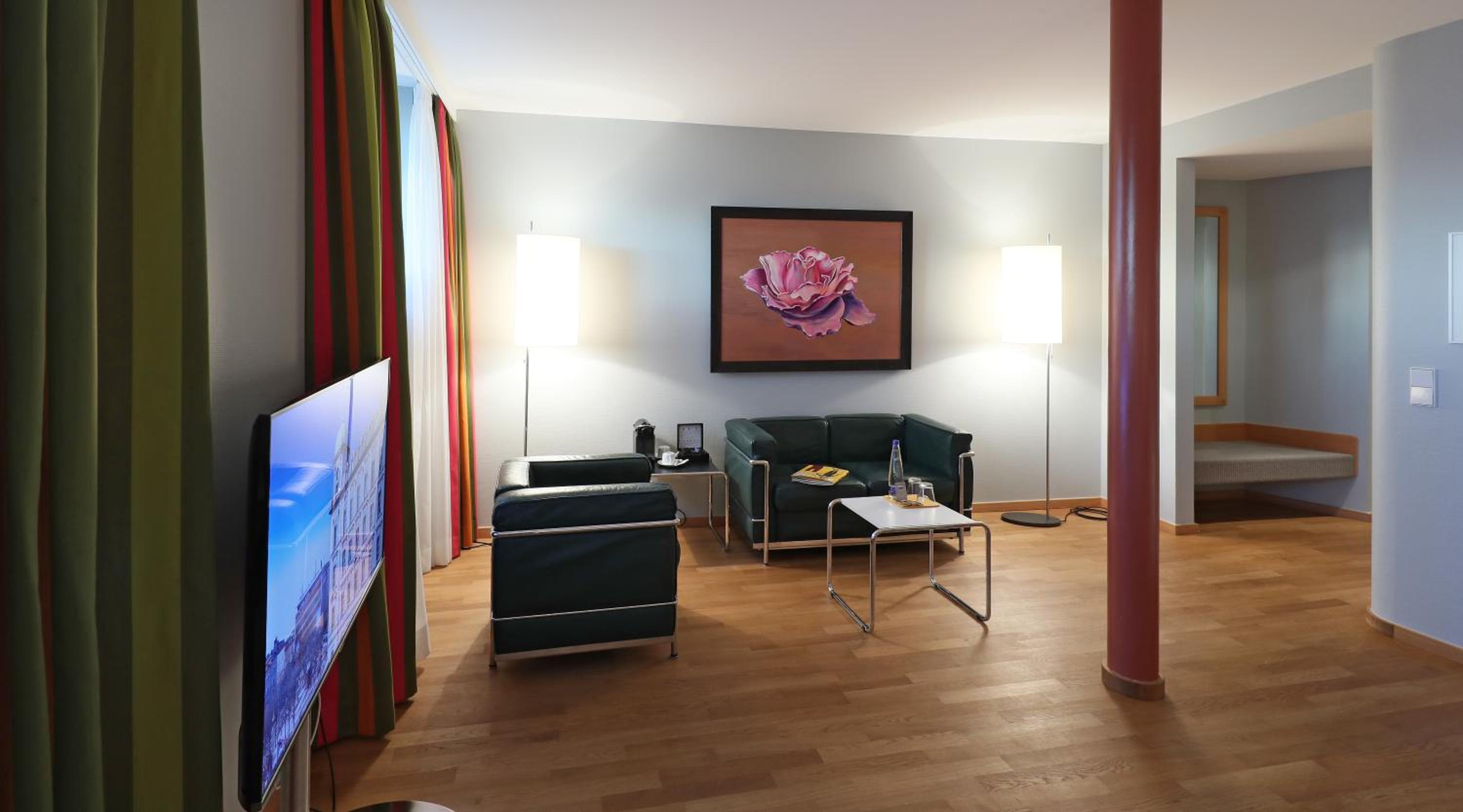 Junior Suite thumbnail 6