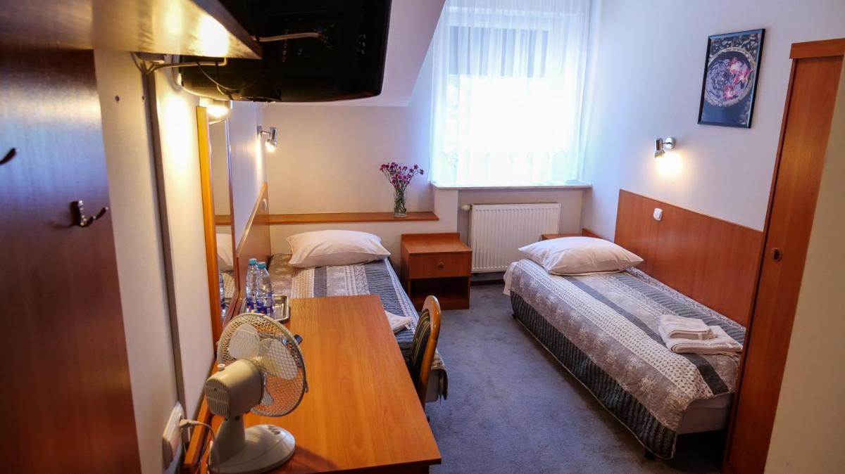 Standard Twin Room photo 1