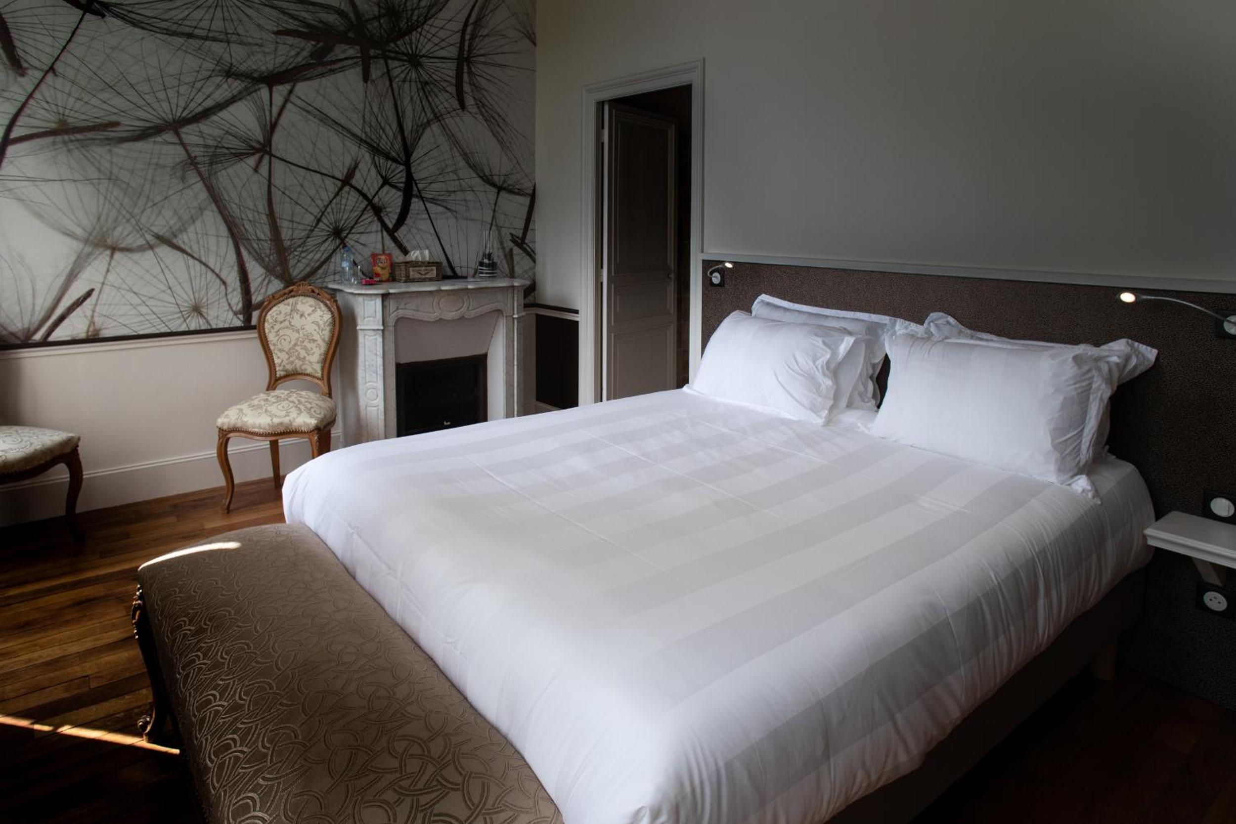 Double Room with Private External Bathroom photo 1