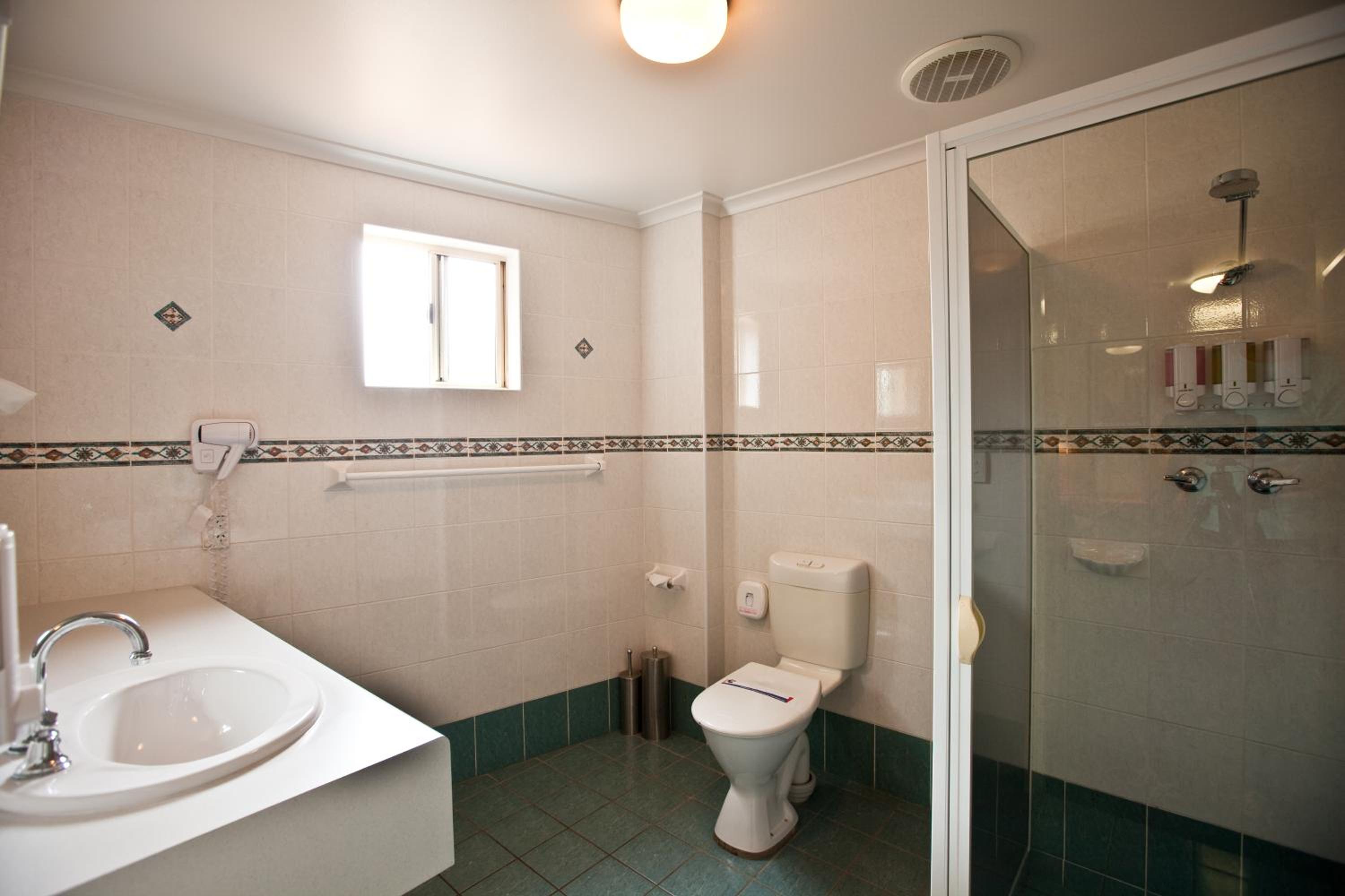 Two-Room Suite - 5 photo 2