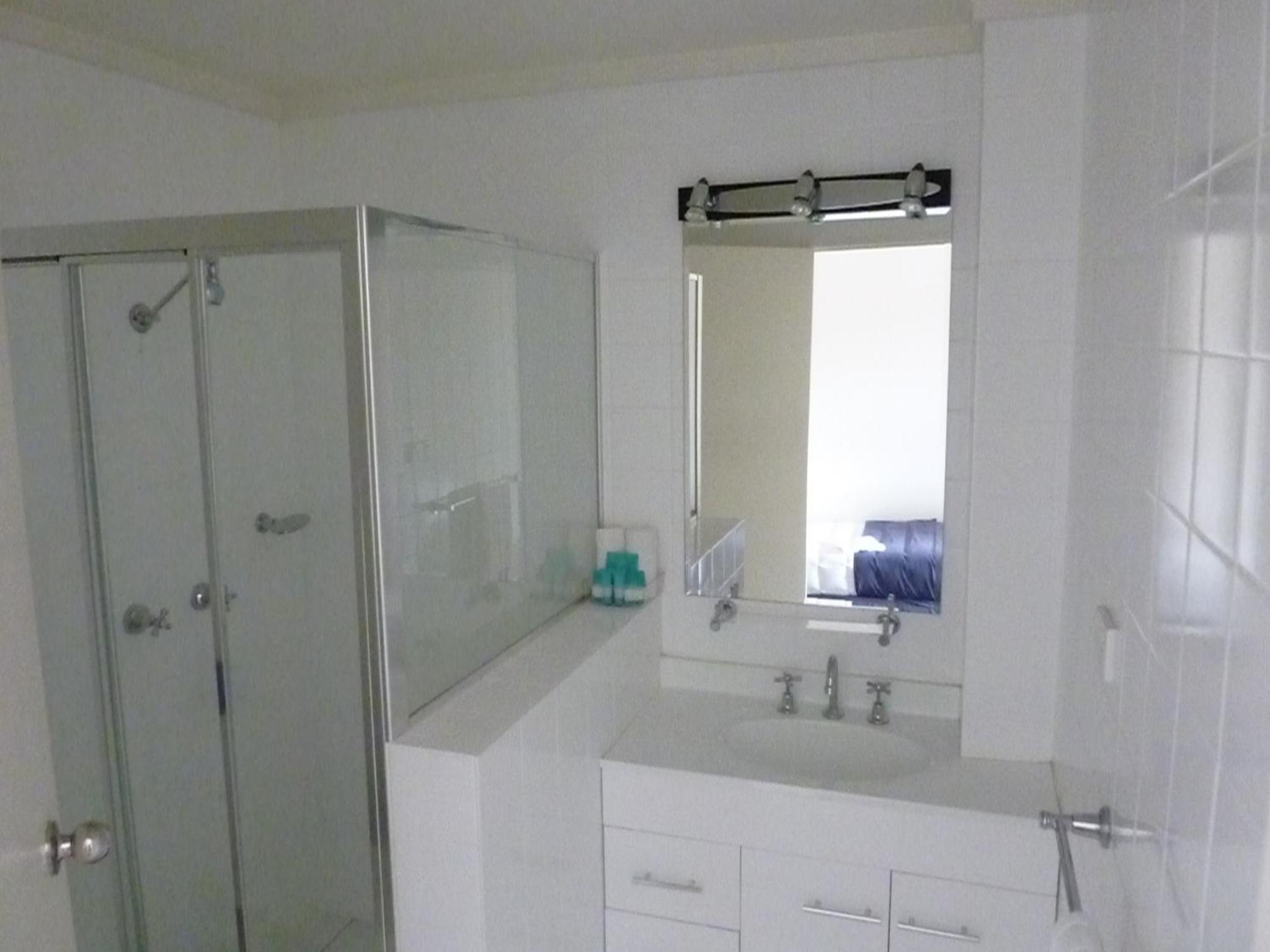 Superior Twin Room - Photo 3