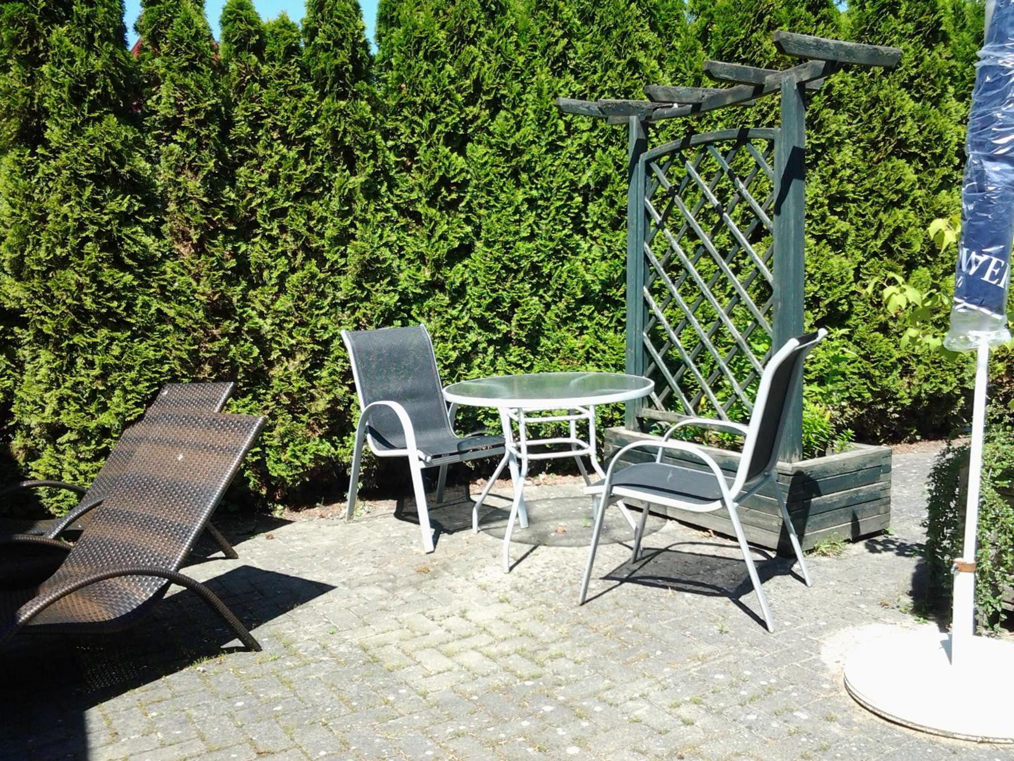 Apartment with Terrace photo 2