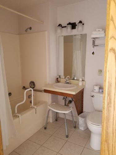 Economy Double Room photo 2