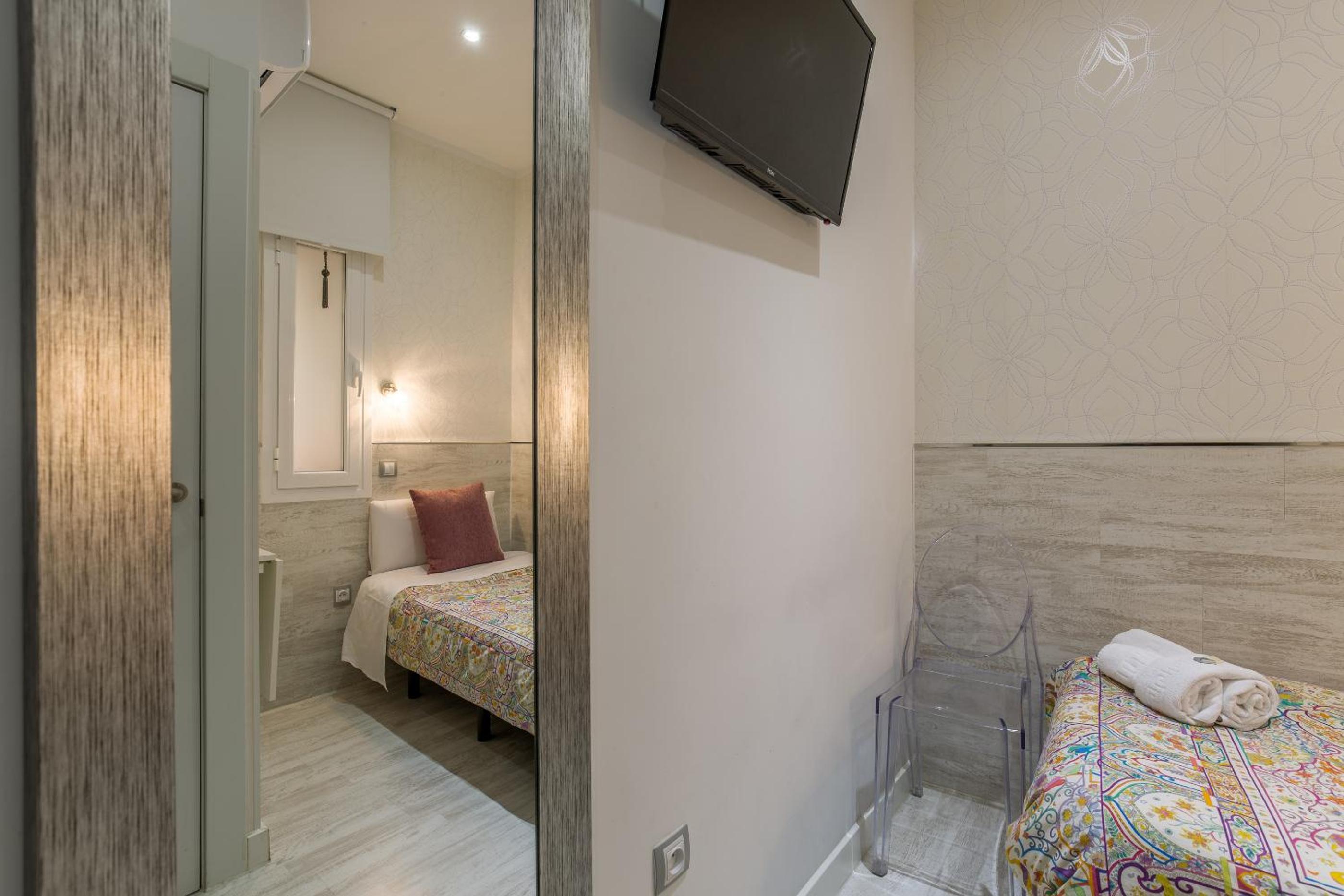 Interior Single Room photo 2