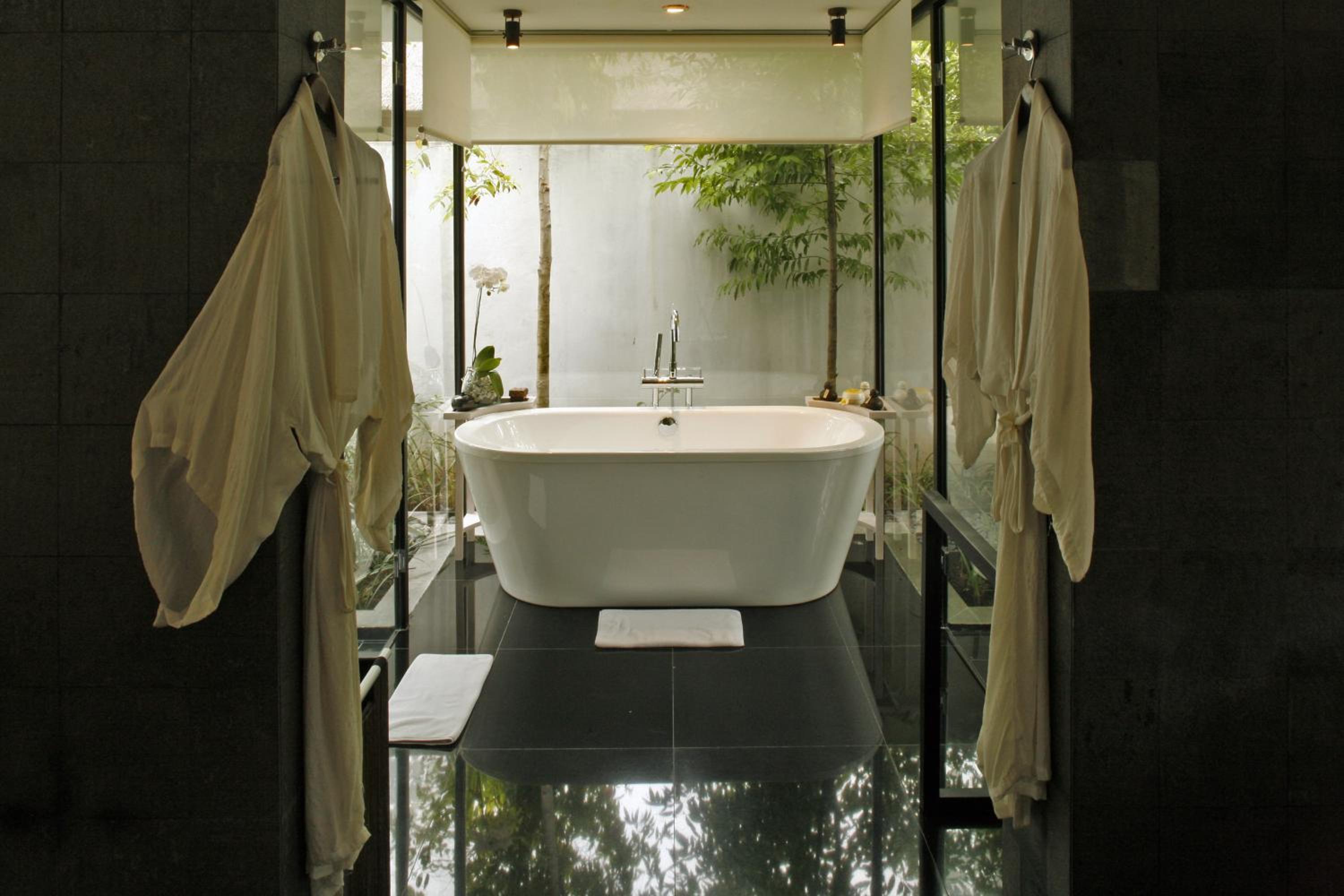 One-Bedroom Luxury Pool Villa with Free Airport Transfer - Photo 16