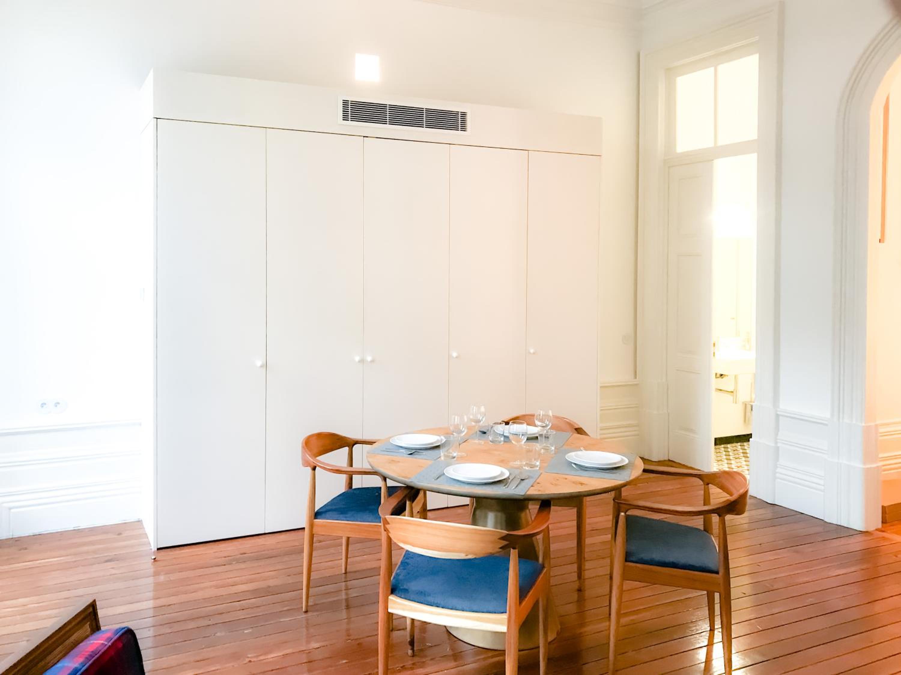 Studio Apartment 1st Floor - Photo 5