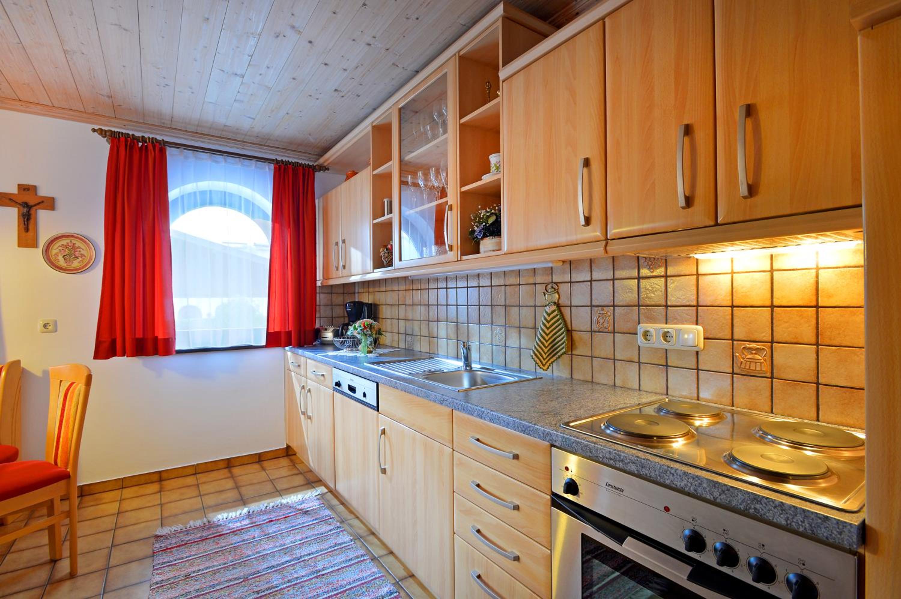 Apartment photo 1