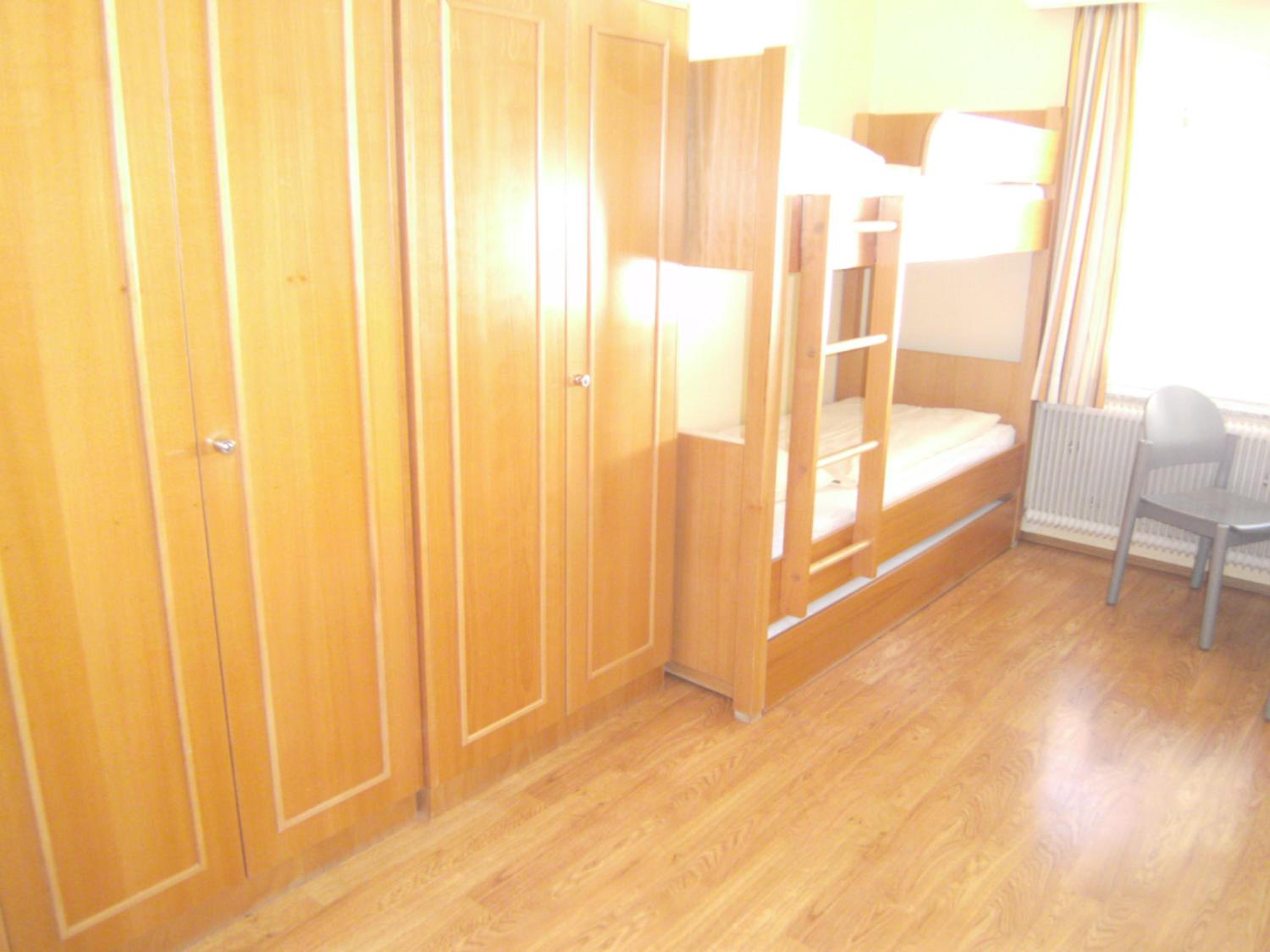Bed in 4-Bed Male Dormitory Room photo 3
