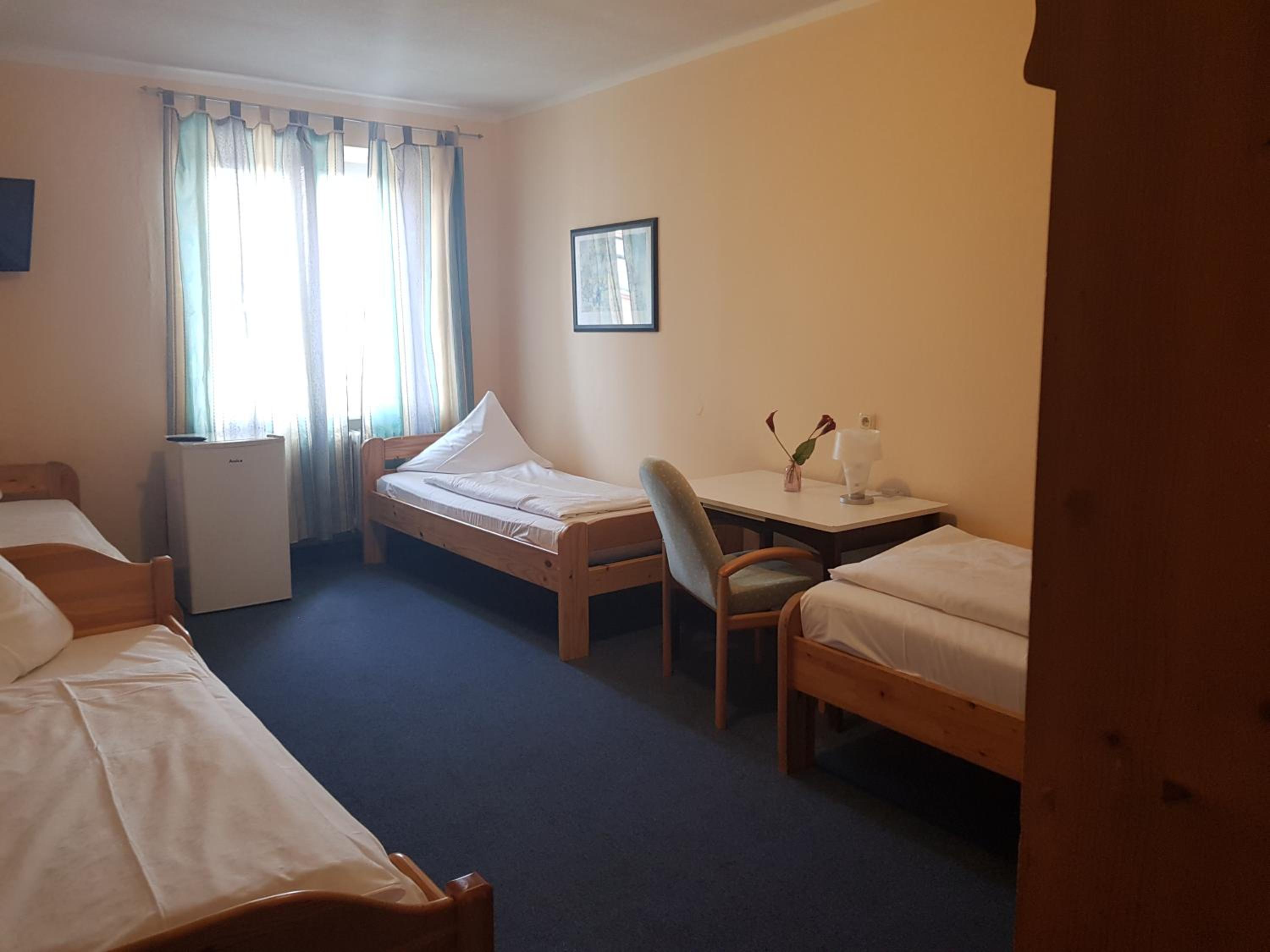 Quadruple Room - Photo 2
