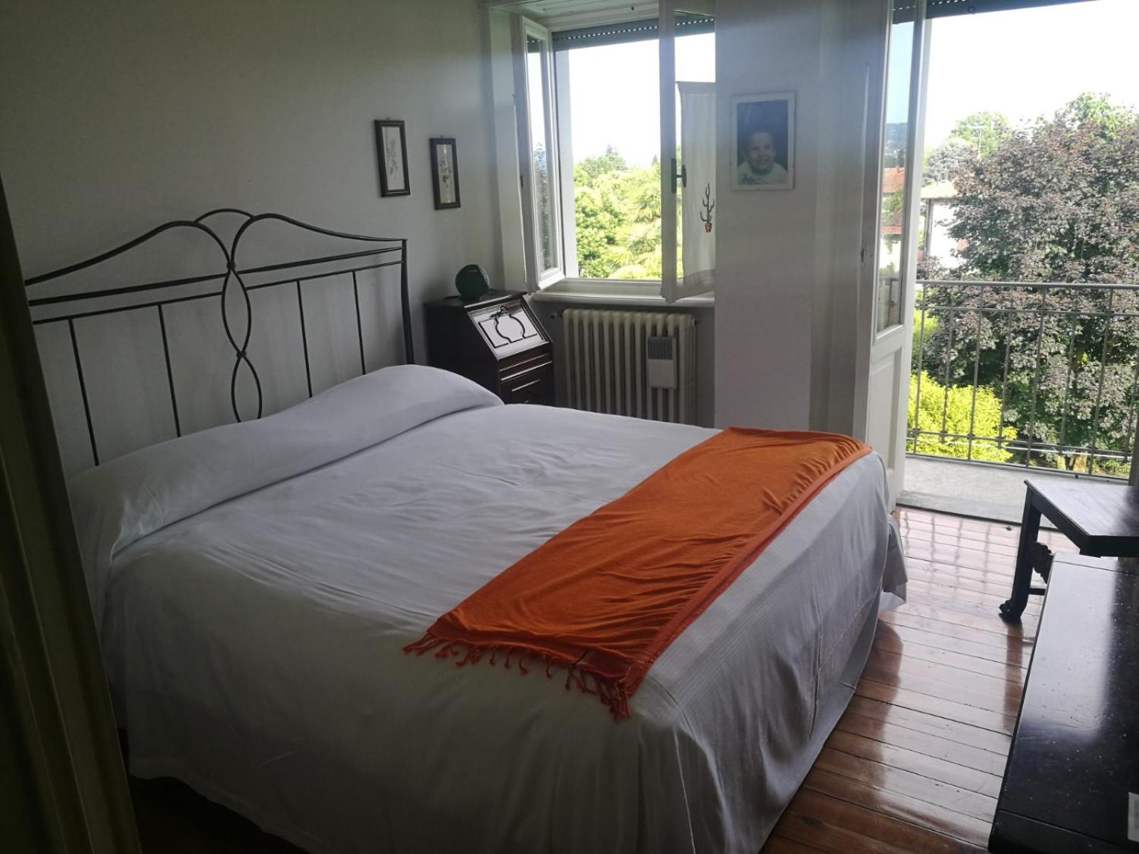 Double Room With Private External Bathroom photo 1